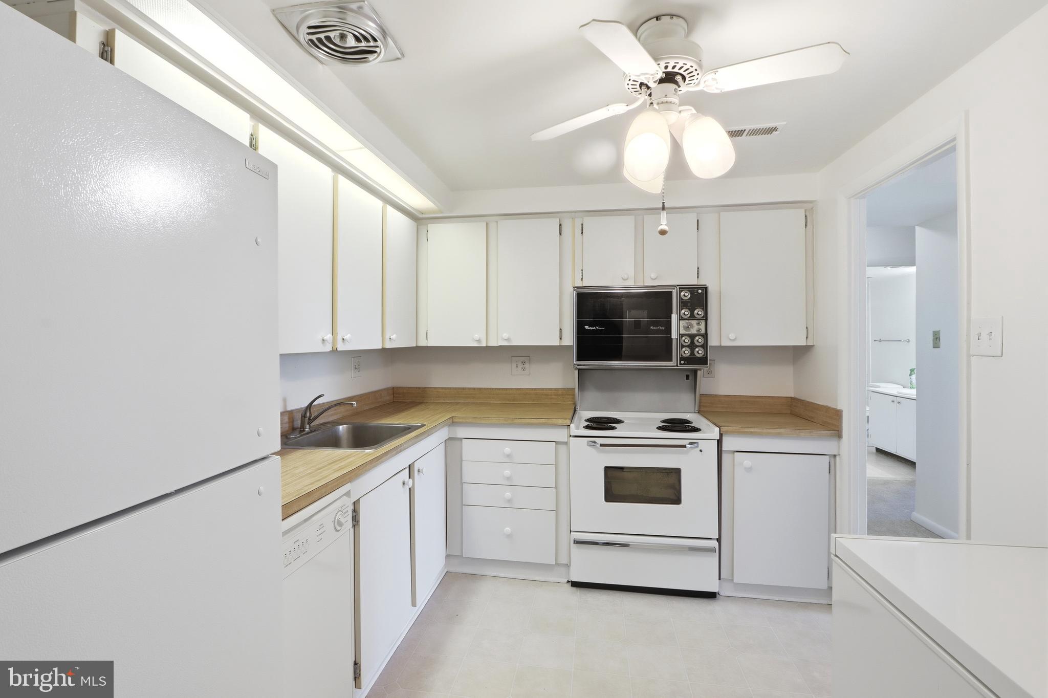 THE ELMONT - Residential