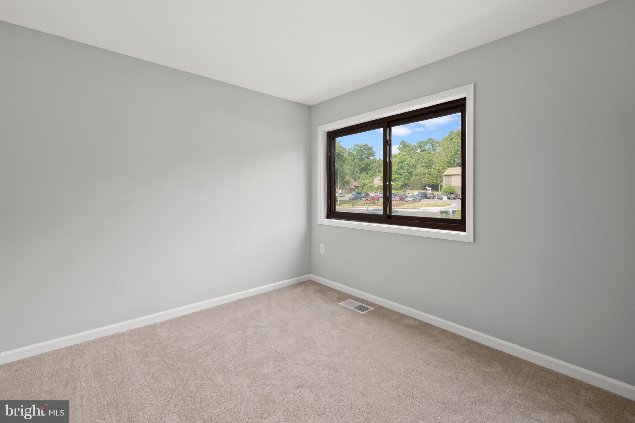 CINNAMON TREE - Residential