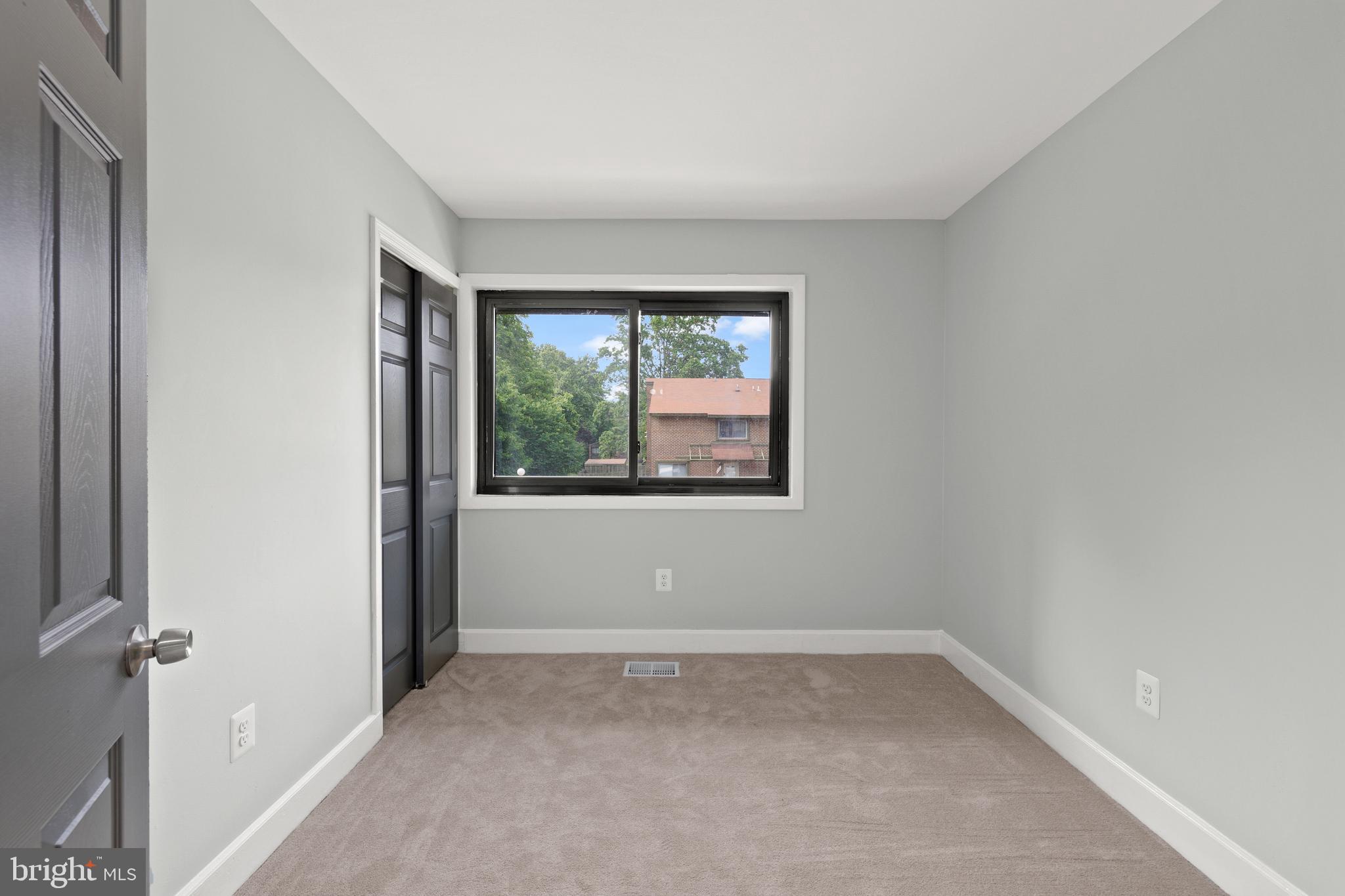 CINNAMON TREE - Residential