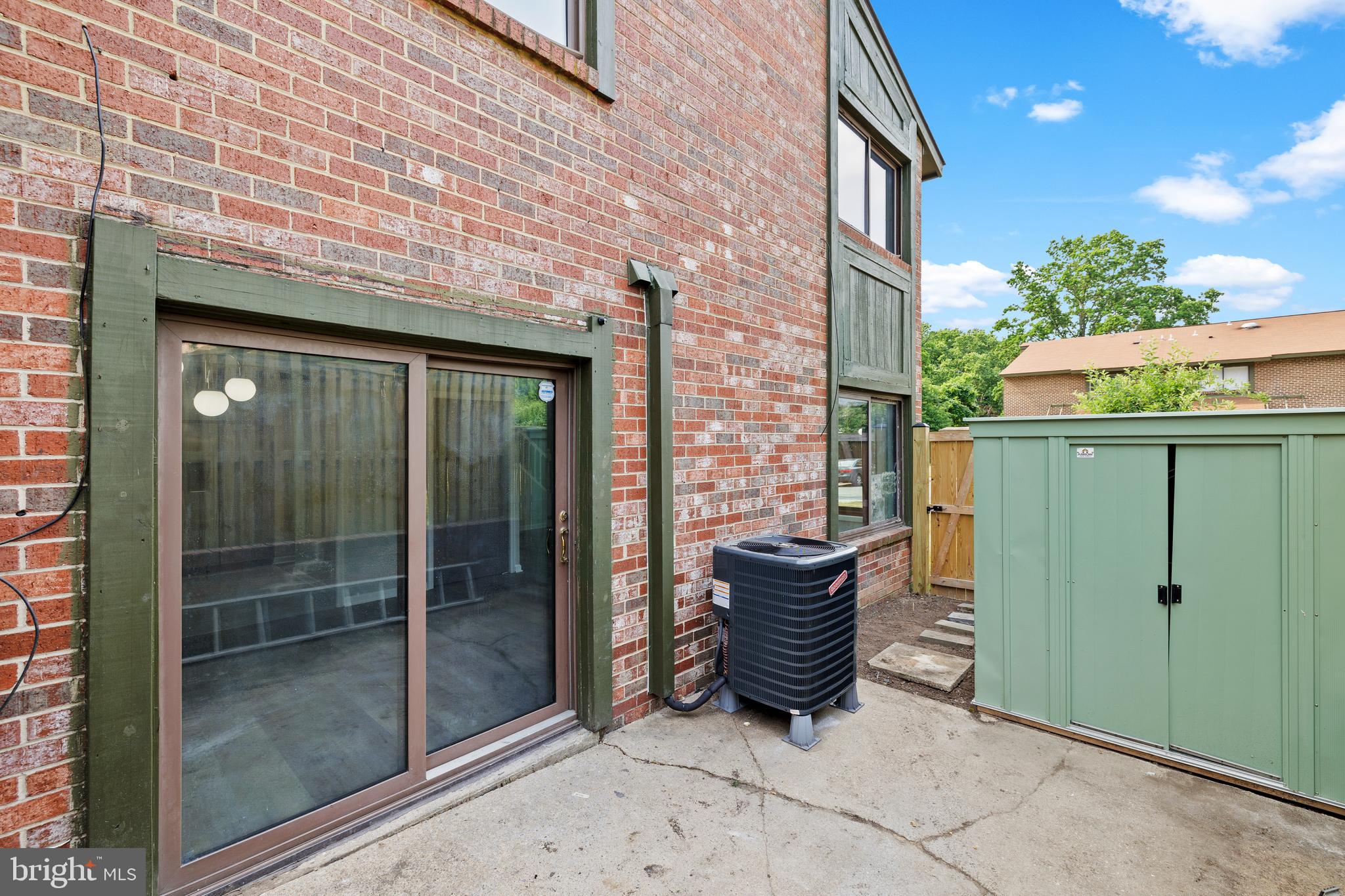 CINNAMON TREE - Residential