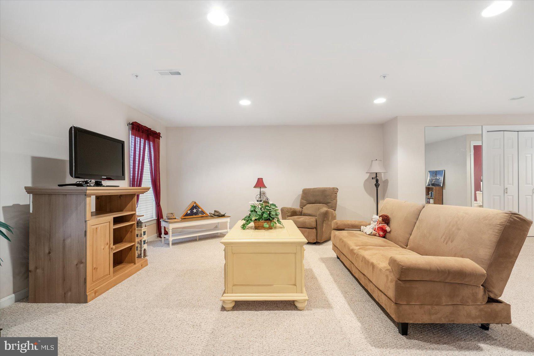 BARRINGTON - Residential