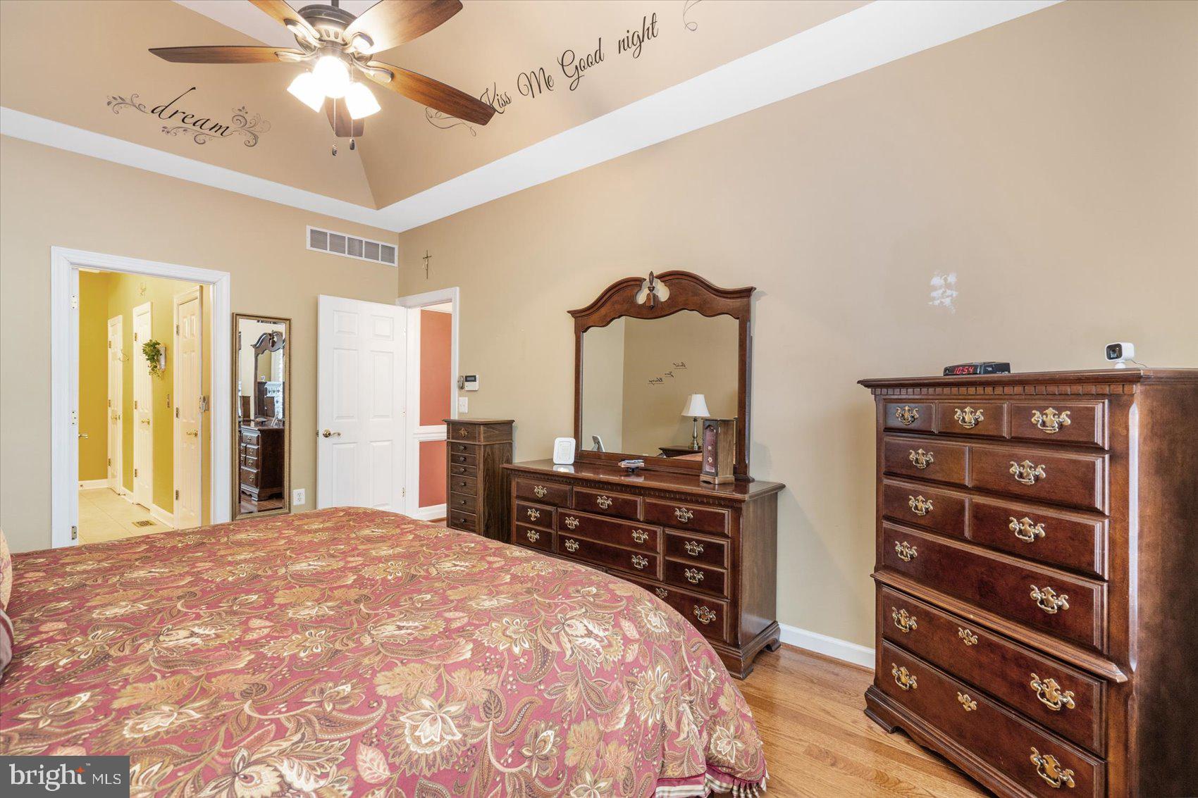 BARRINGTON - Residential