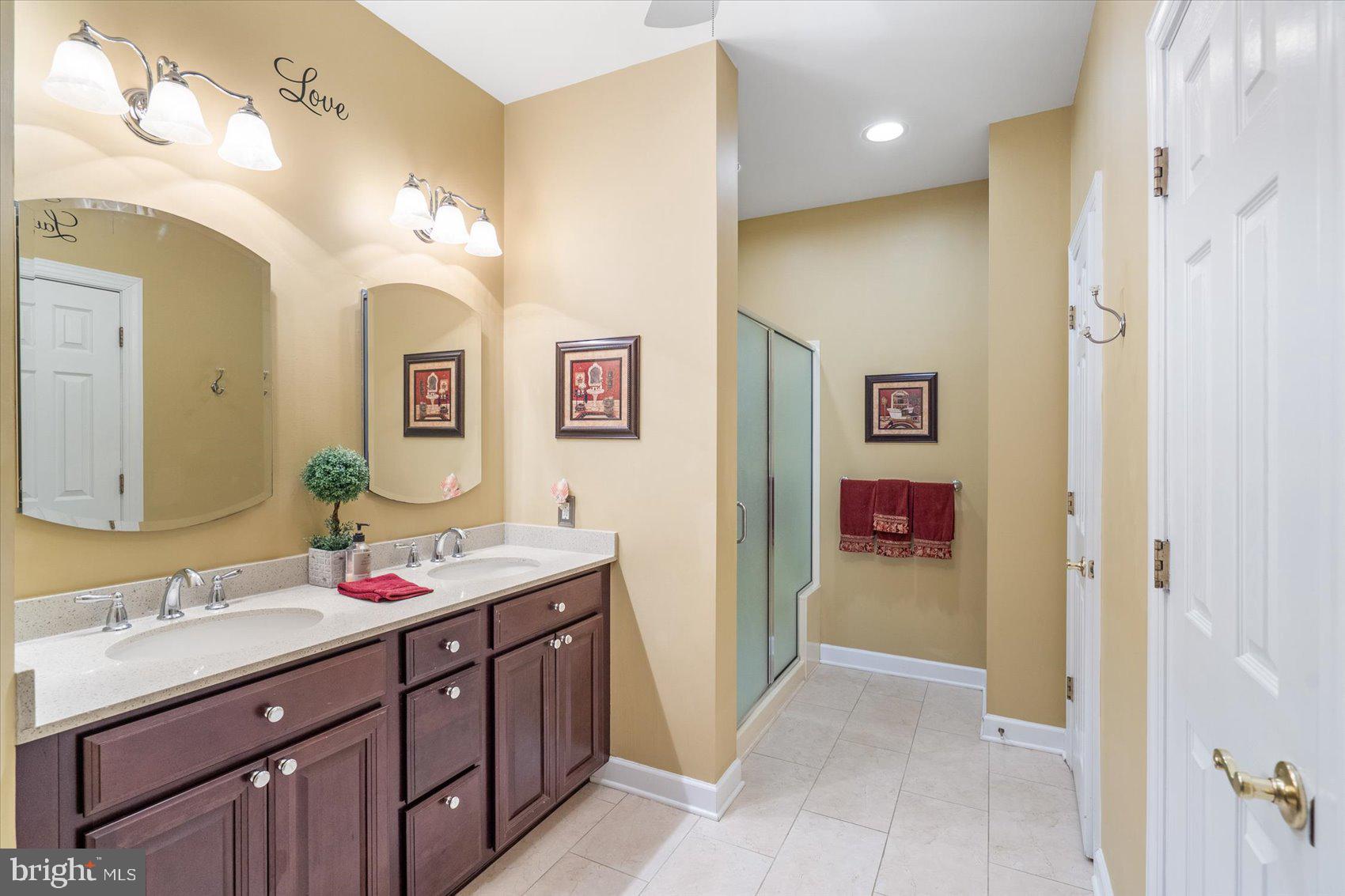 BARRINGTON - Residential