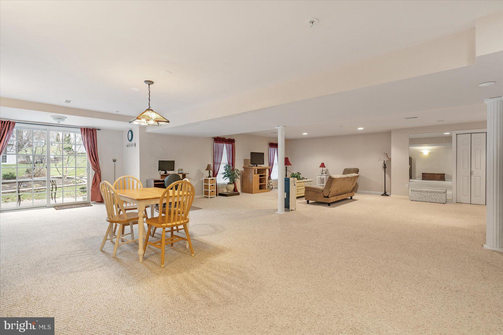 BARRINGTON - Residential