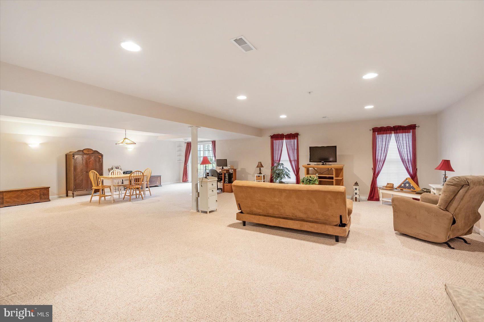 BARRINGTON - Residential