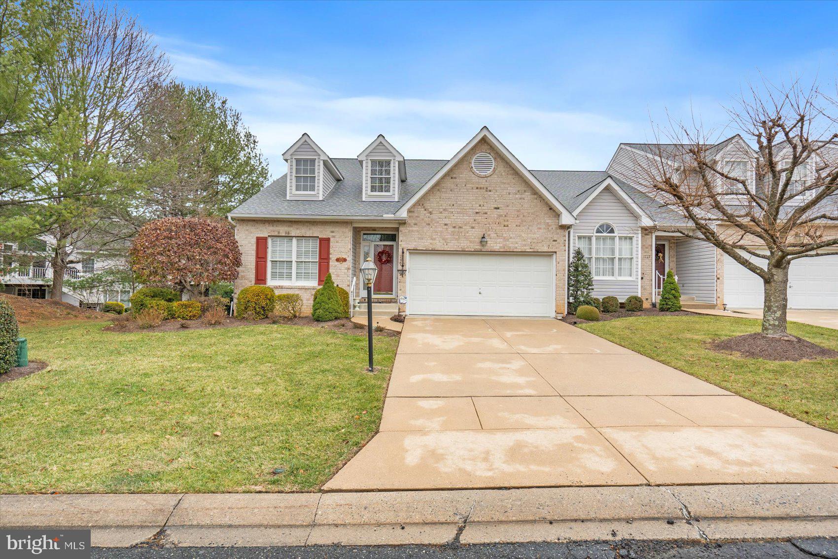 BARRINGTON - Residential