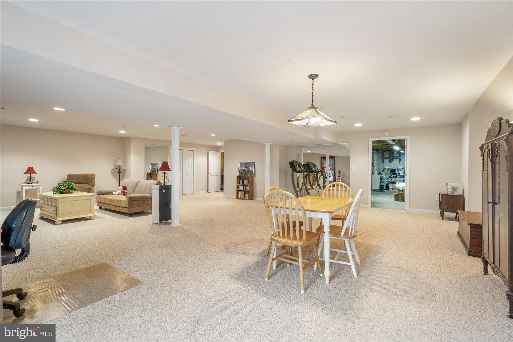 BARRINGTON - Residential