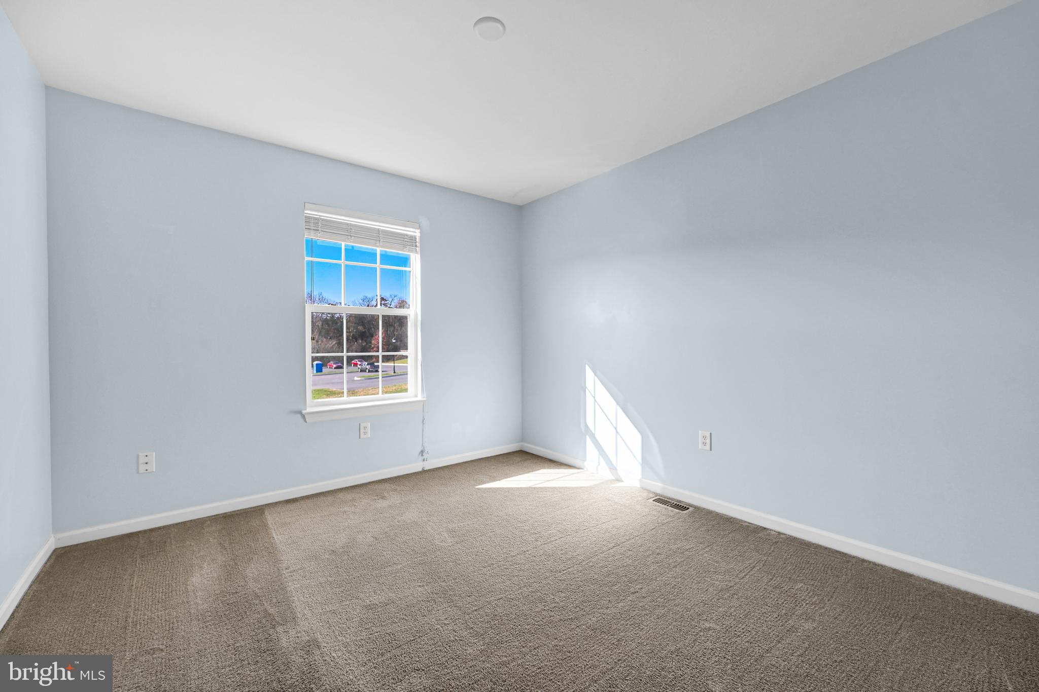 LOCUST RUN - Residential