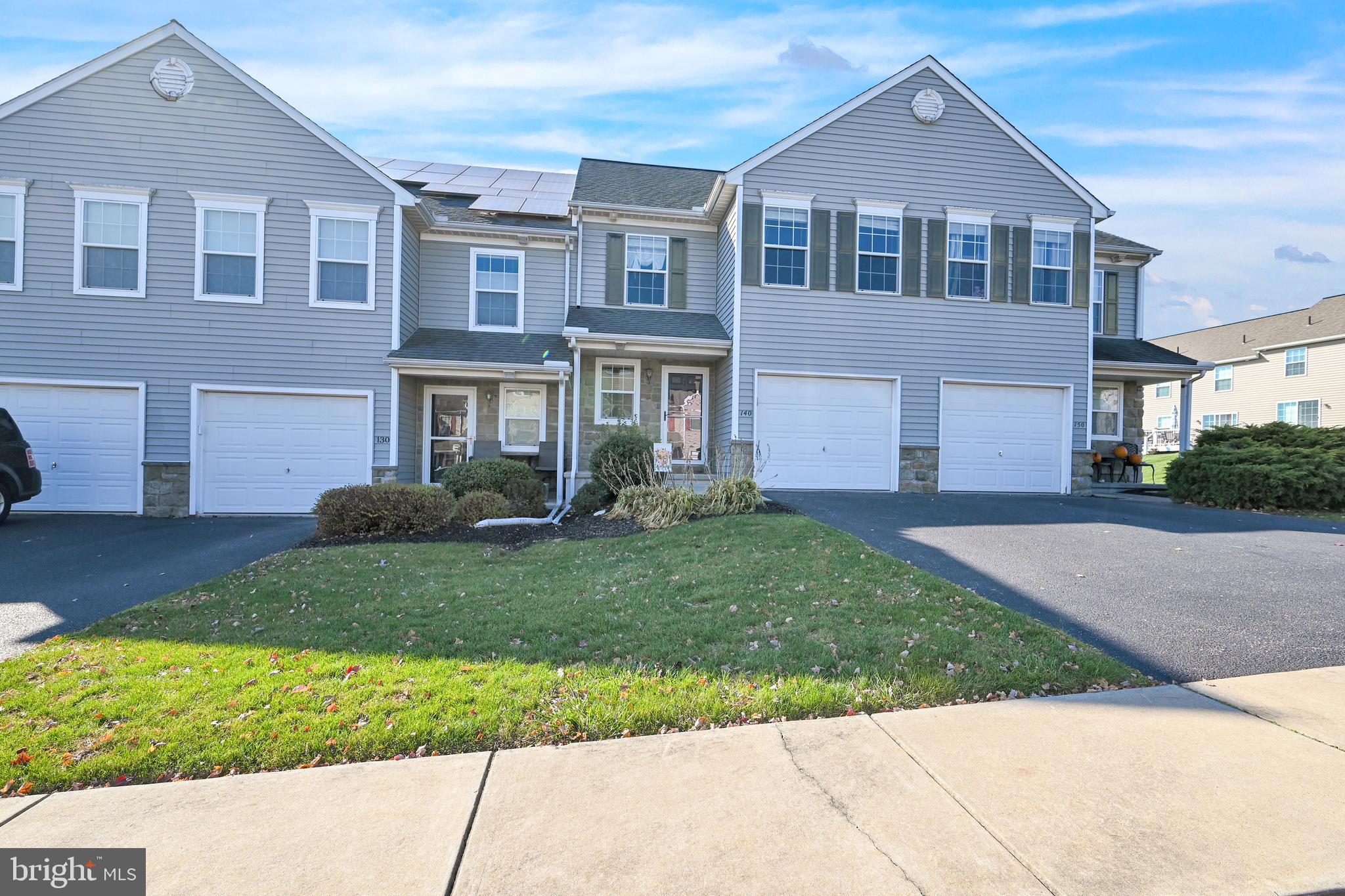 LOCUST RUN - Residential