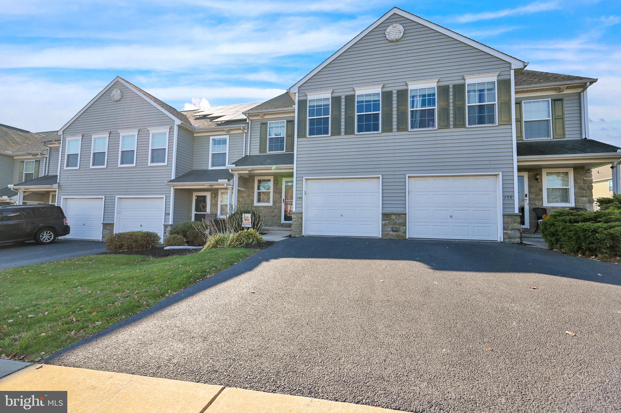 LOCUST RUN - Residential