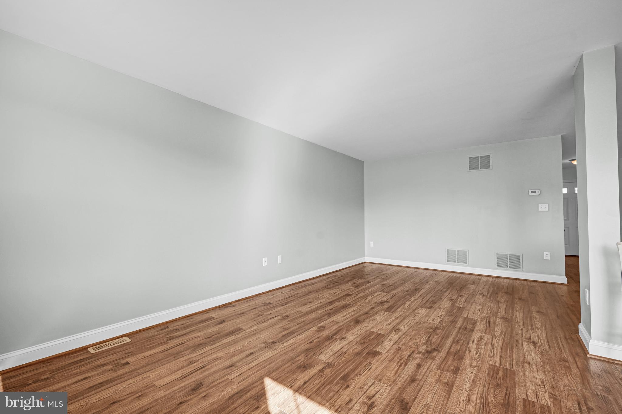 LOCUST RUN - Residential