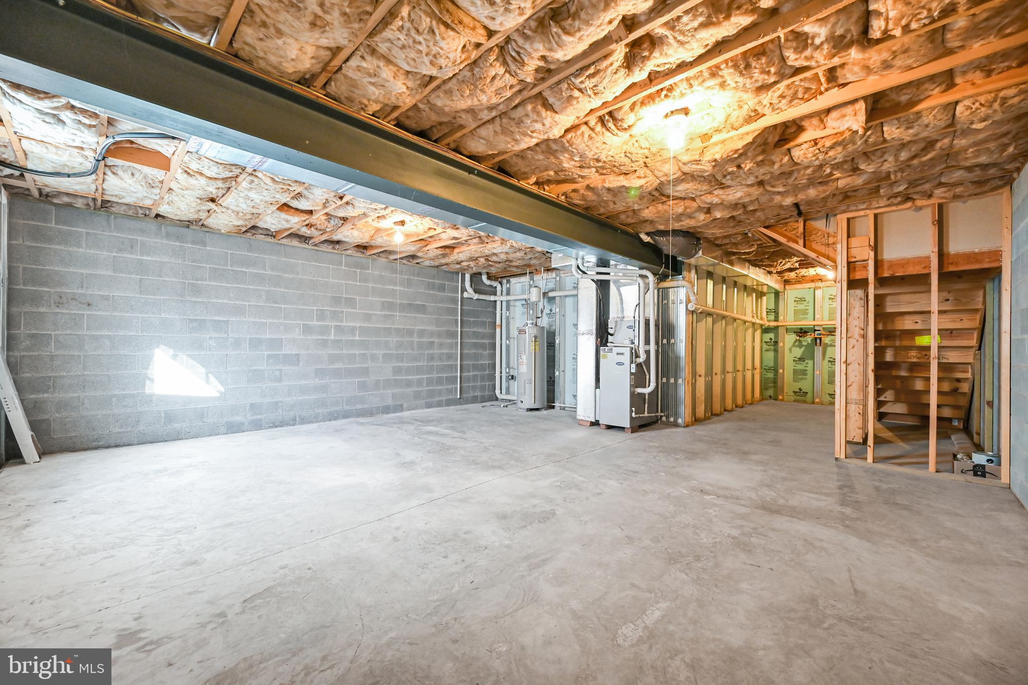 LOCUST RUN - Residential