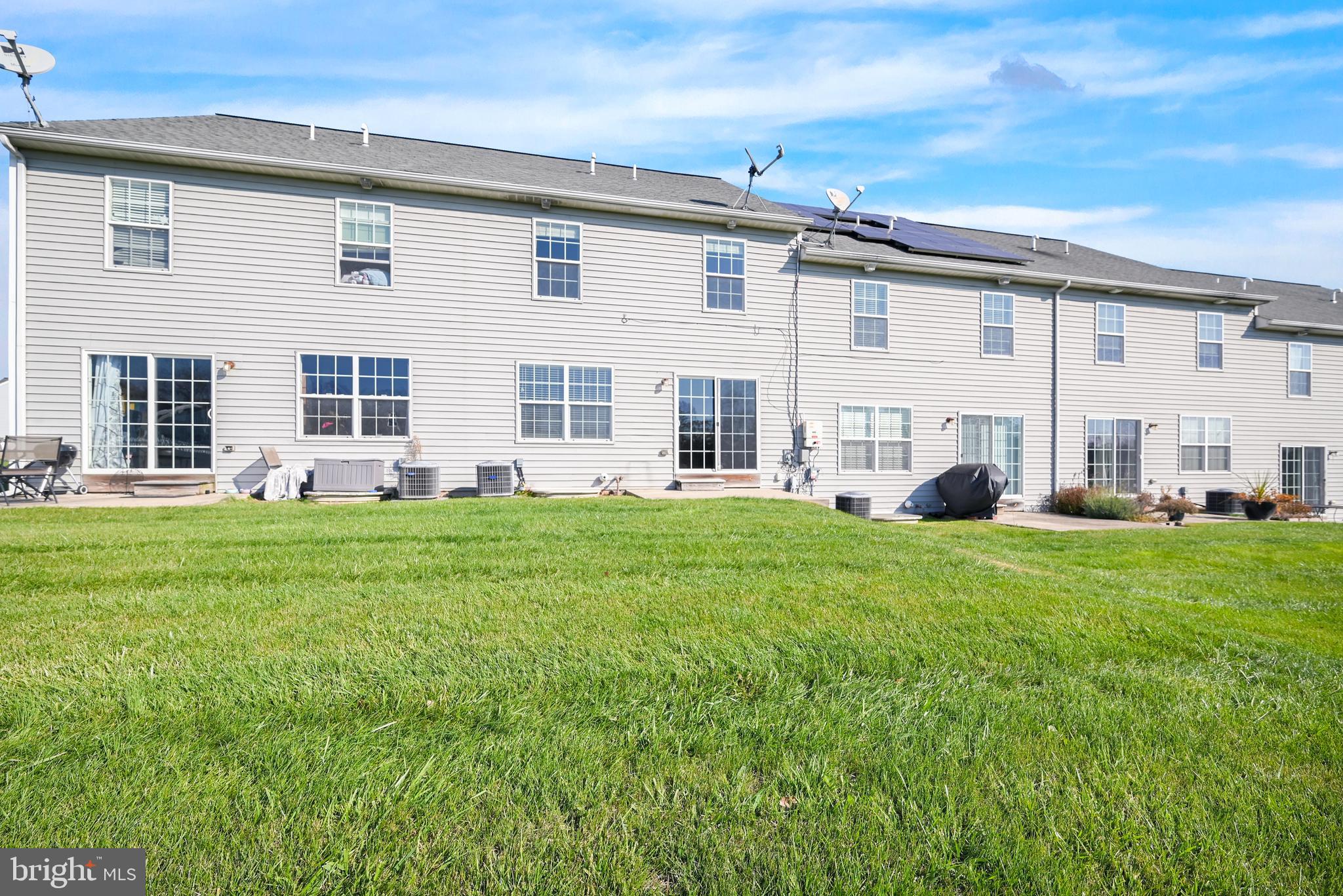 LOCUST RUN - Residential