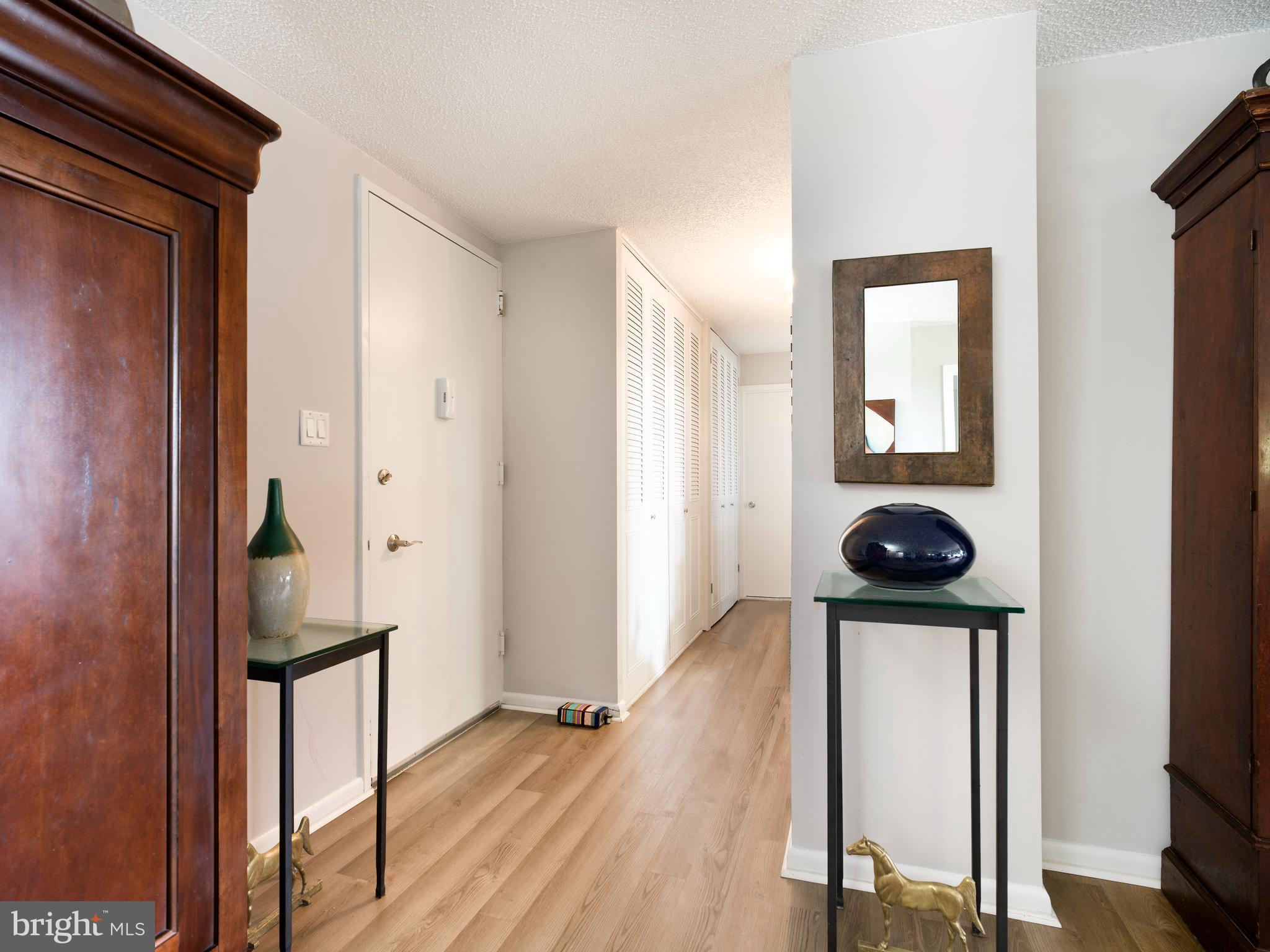 1001 CITY AVENUE WA-1008