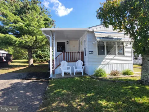 134 Cypress, Barnegat, NJ MLS: NJOC2037412