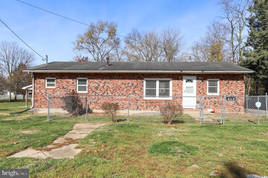 Investors this one is for you!!!!  Charming, affordable two-bedroom home, right in town. This home boast of brand new electrical throughout the entire home, brand new flooring, along with new plumbing, granite counter tops, new cabinets and a new dishwasher.  The conveniently located property sits on four city lots with a large storage shed in the large back yard. Walking distance from, shops, restaurants, parks and the hospital.
****Home Being Sold As Is******