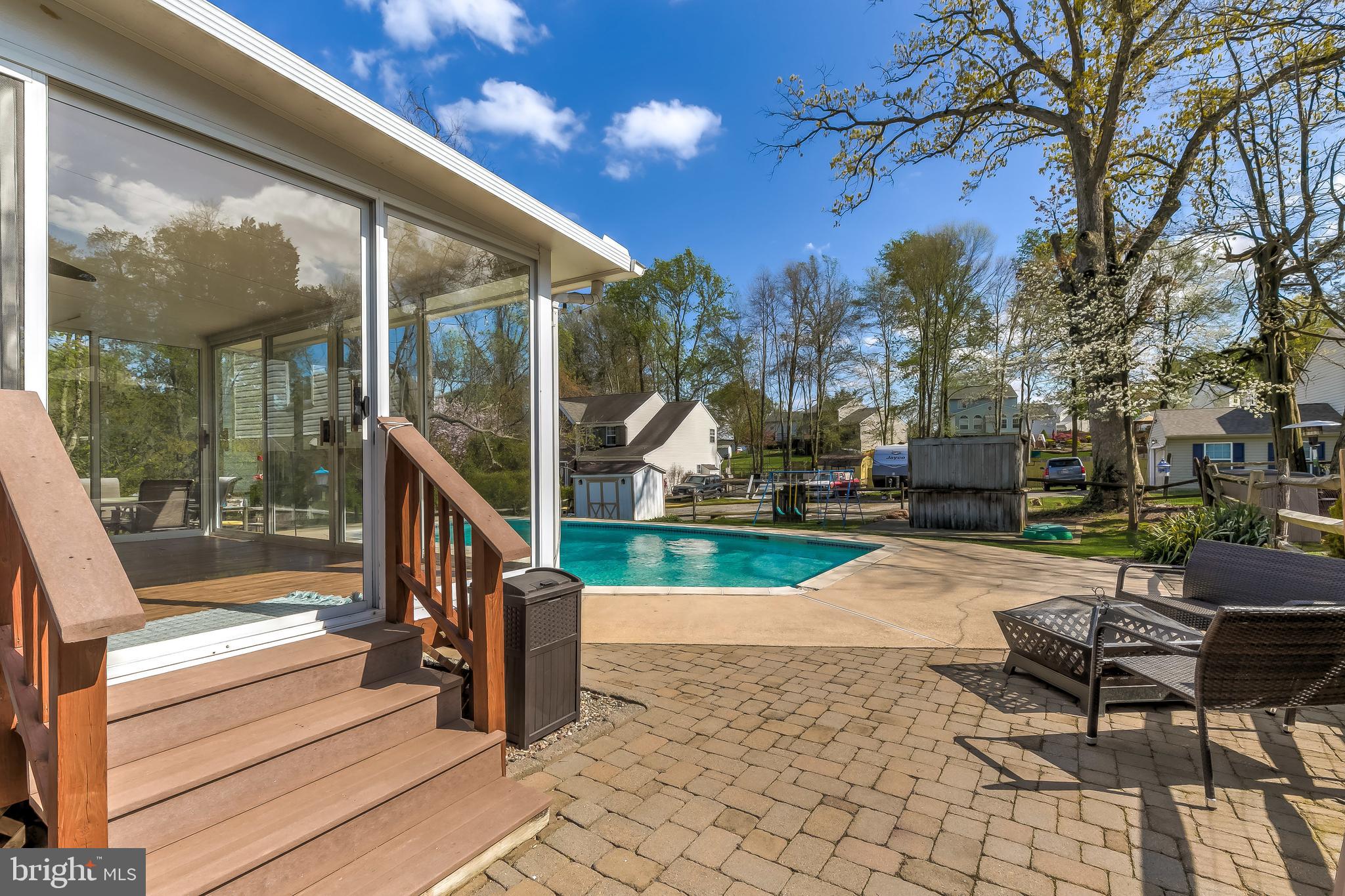 LAUREL VALLEY - Residential