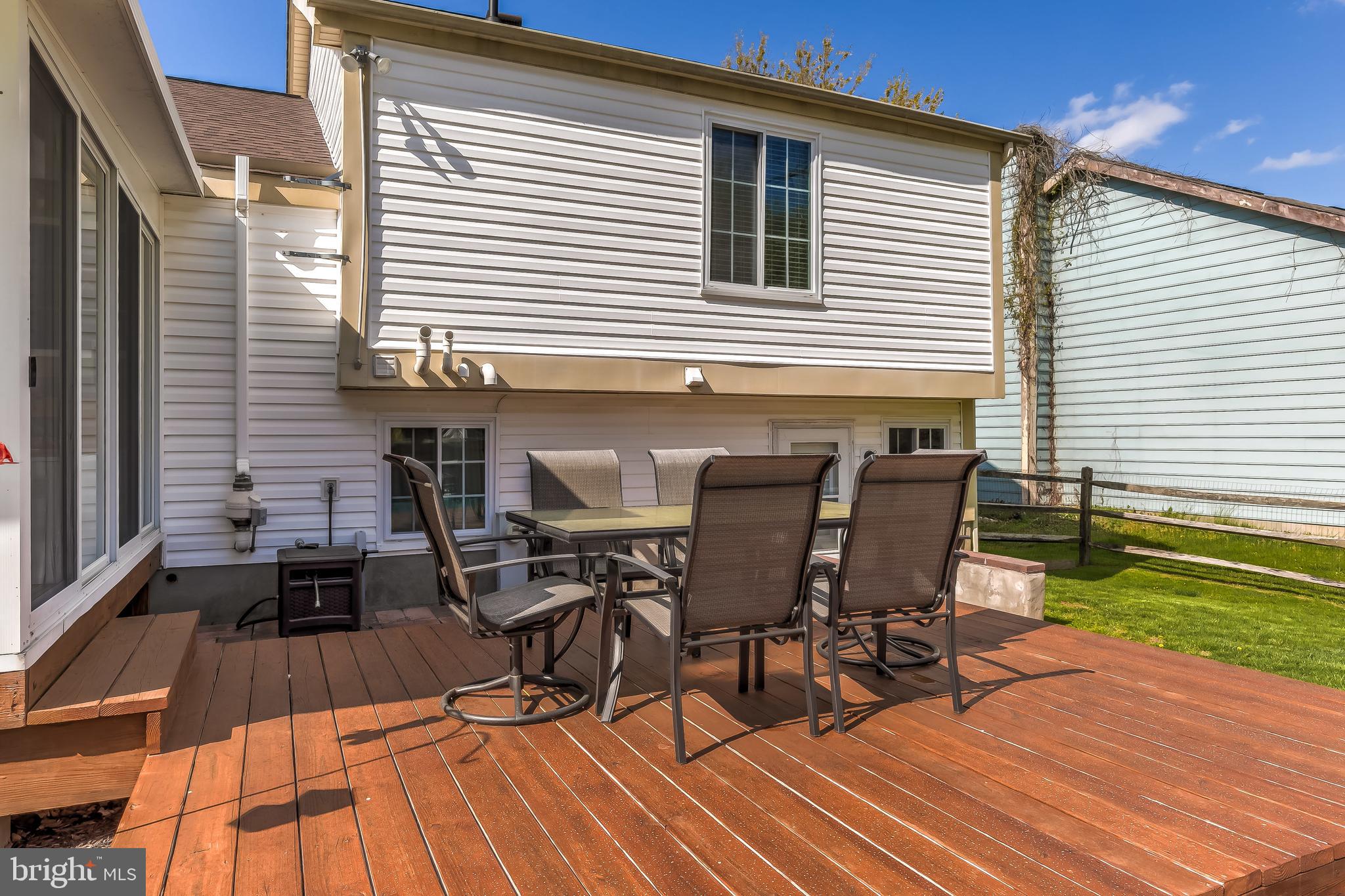 LAUREL VALLEY - Residential