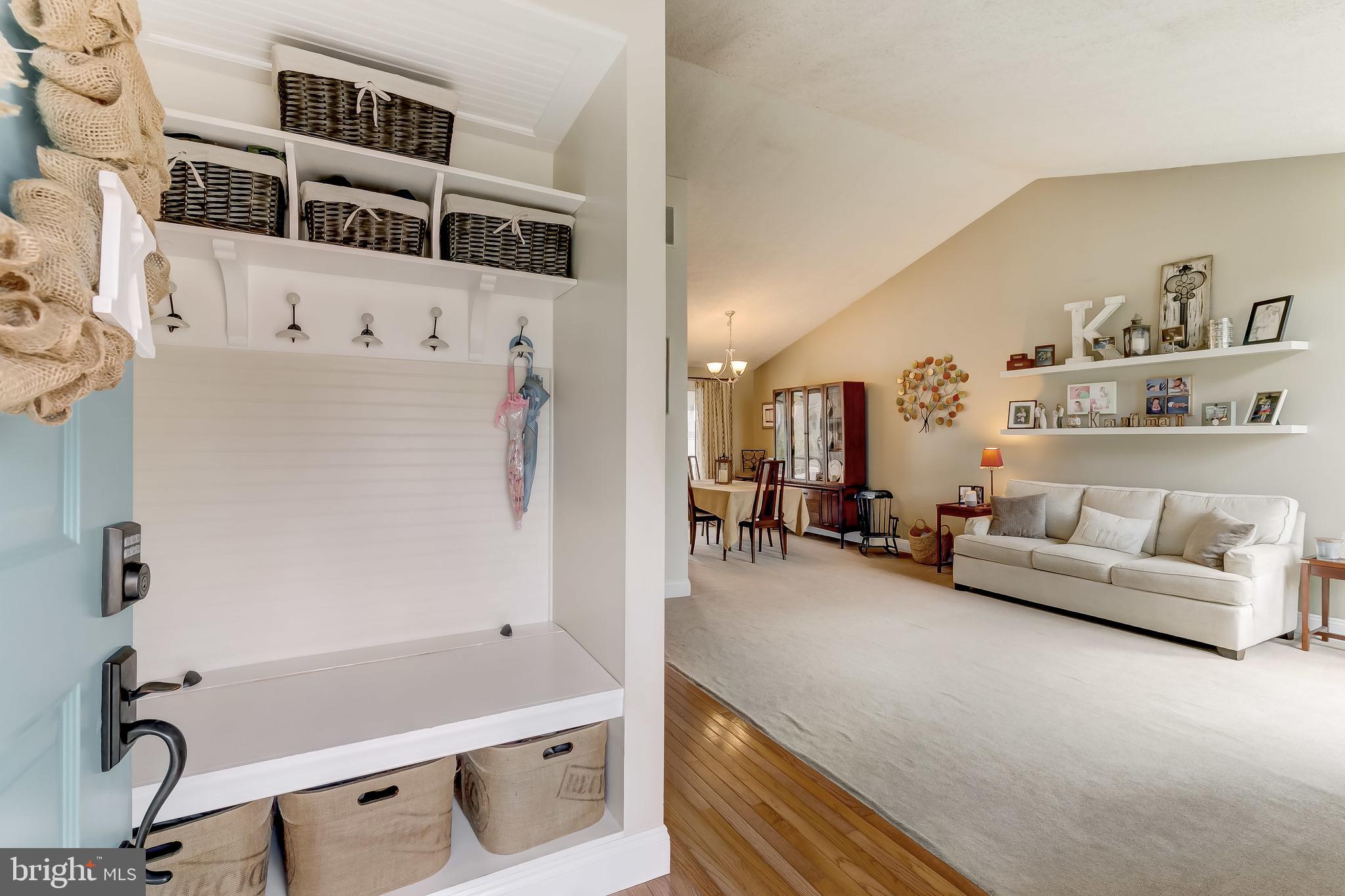 LAUREL VALLEY - Residential