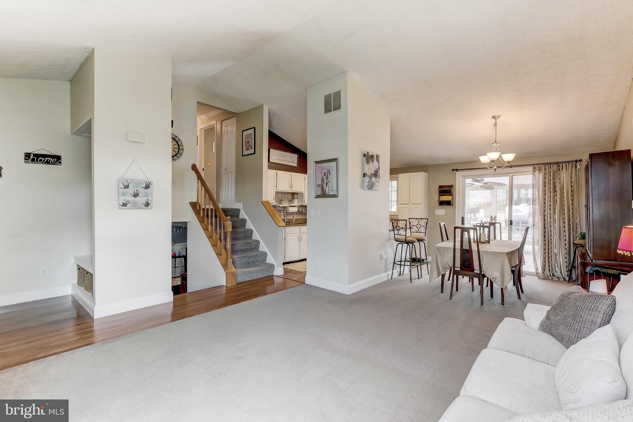 LAUREL VALLEY - Residential