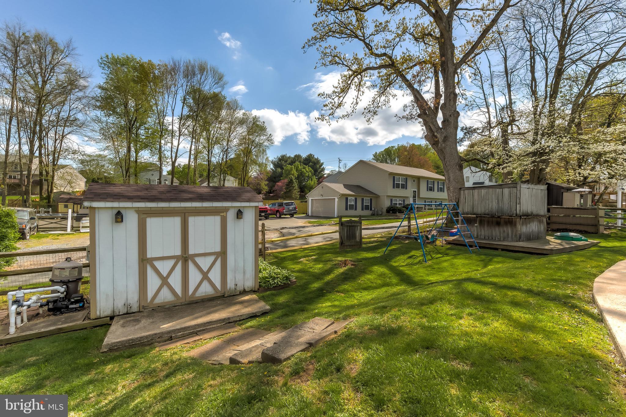 LAUREL VALLEY - Residential