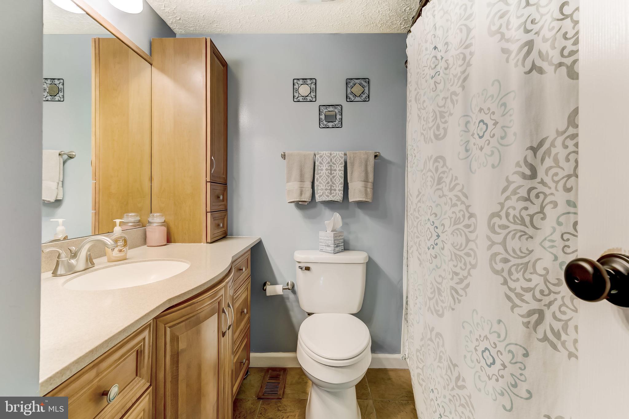 LAUREL VALLEY - Residential