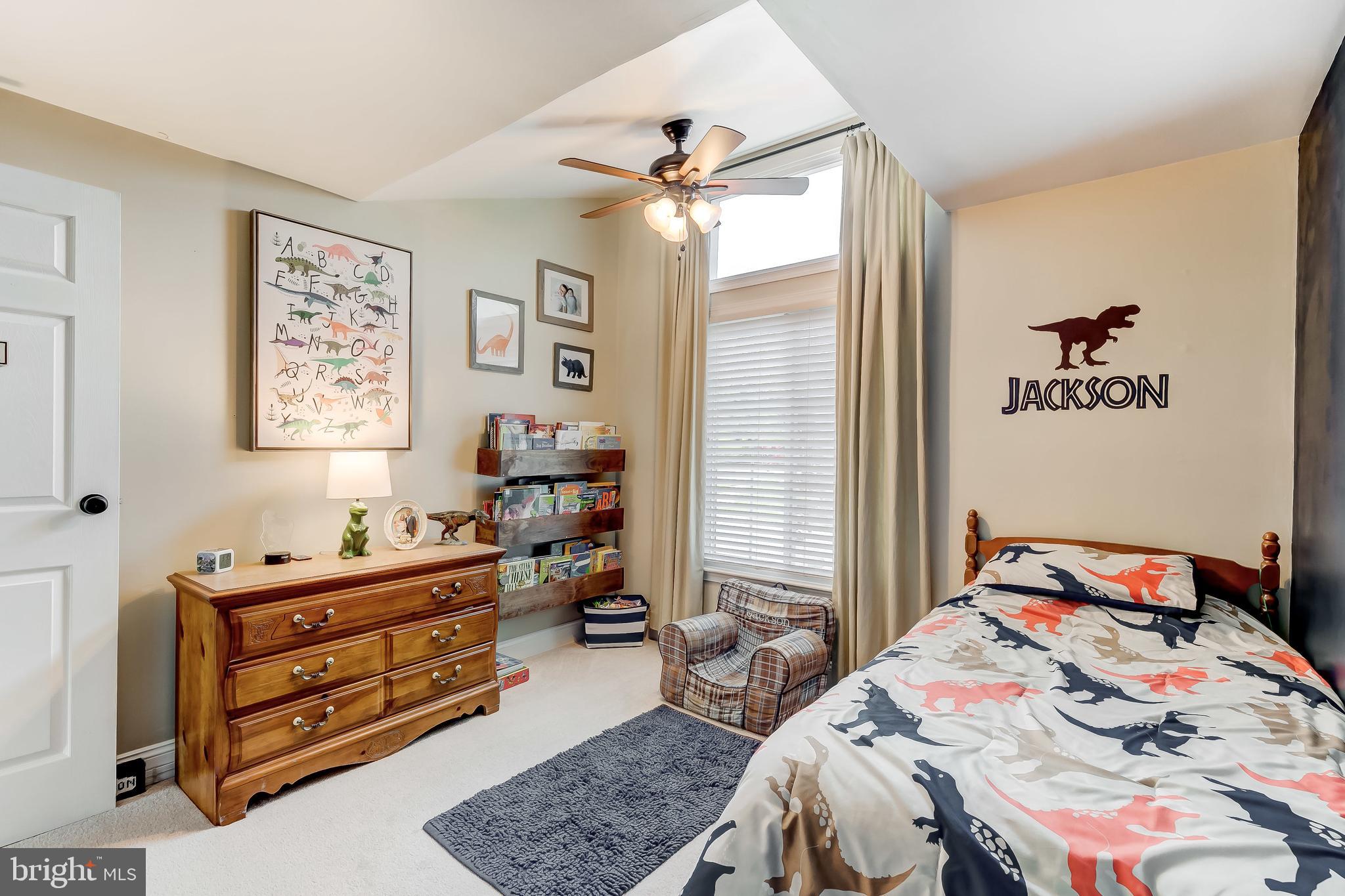 LAUREL VALLEY - Residential