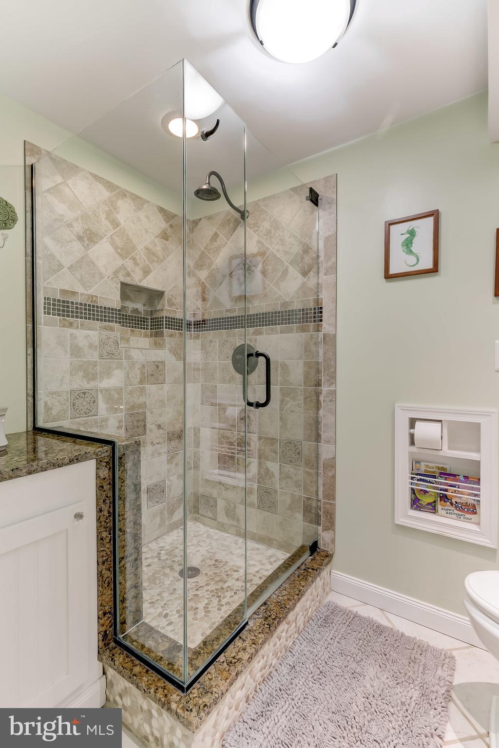 LAUREL VALLEY - Residential