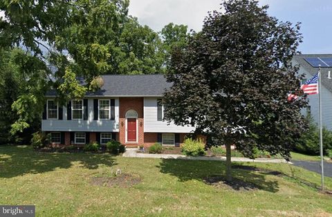 Photo of 8813 Orchard Road, PIKESVILLE, MD 21208 (MLS # MDBC2157998)