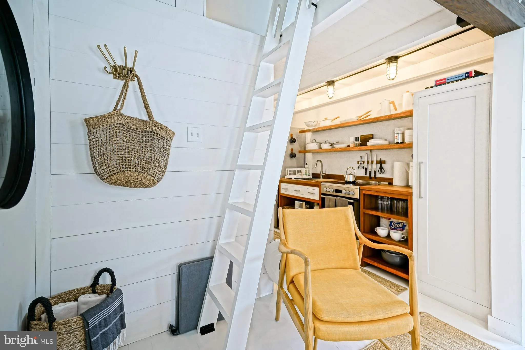 Rehoboth Beach, Delaware 19971, United States, ,1 BathroomBathrooms,Residential,Active,160374