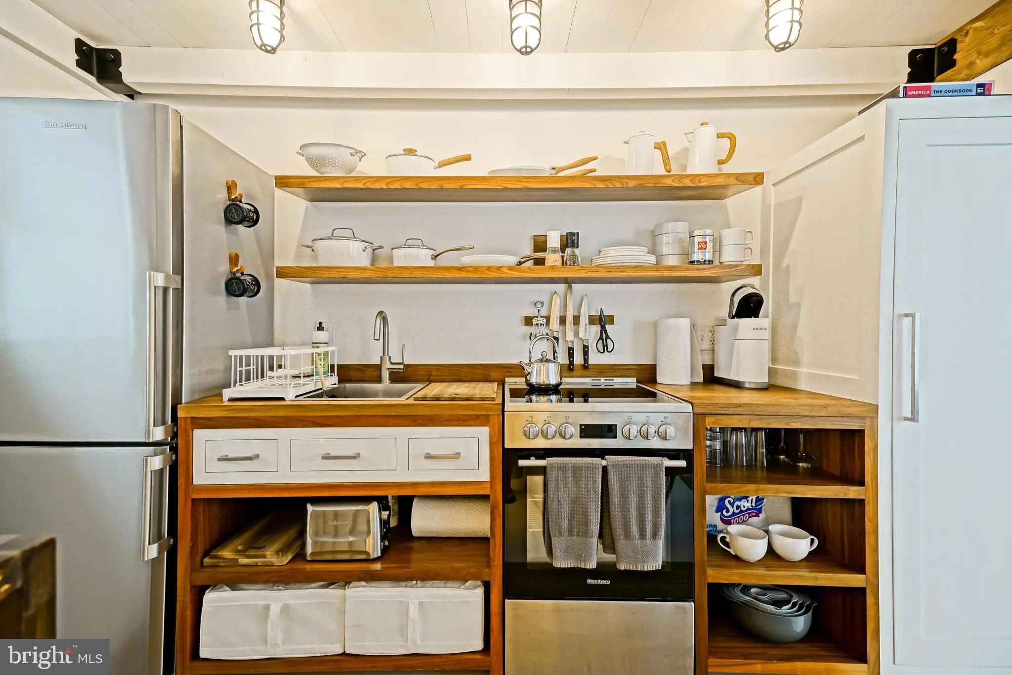 Rehoboth Beach, Delaware 19971, United States, ,1 BathroomBathrooms,Residential,Active,160374