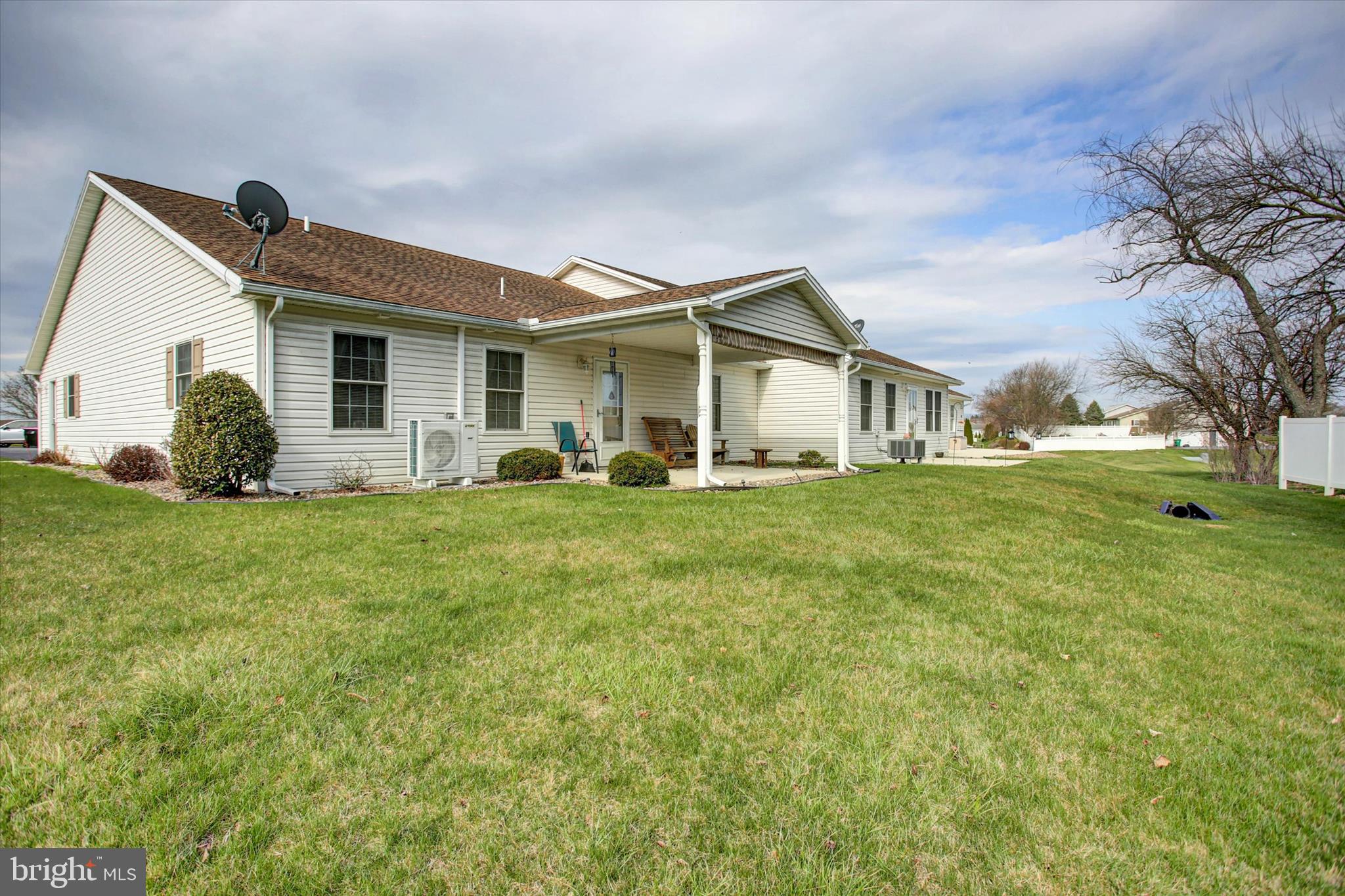 THORNWOOD VILLAGE - Residential