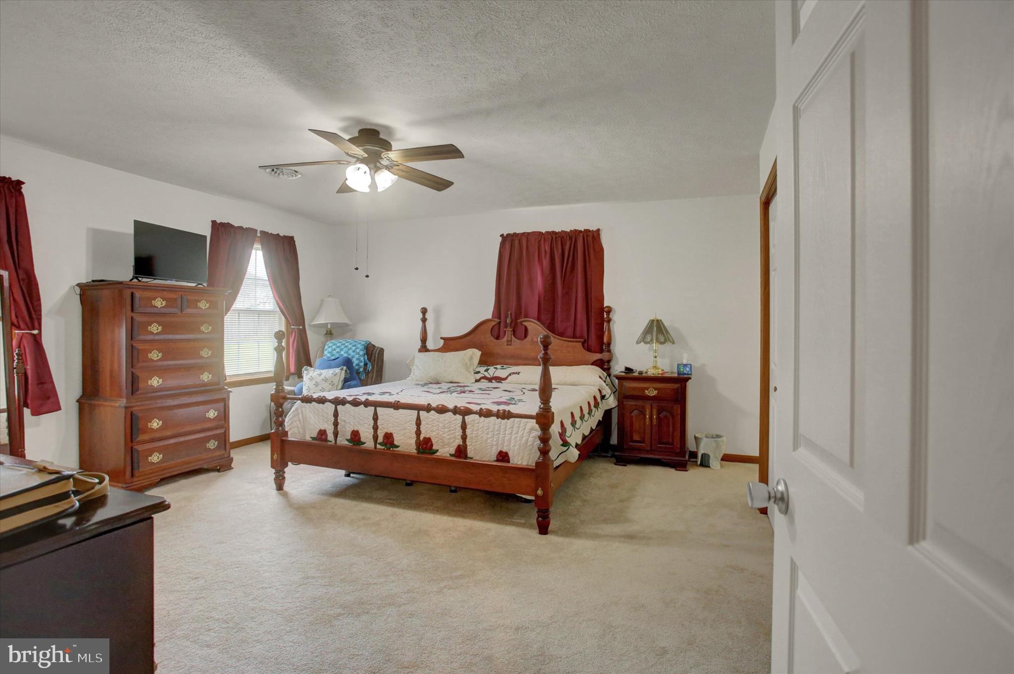 THORNWOOD VILLAGE - Residential