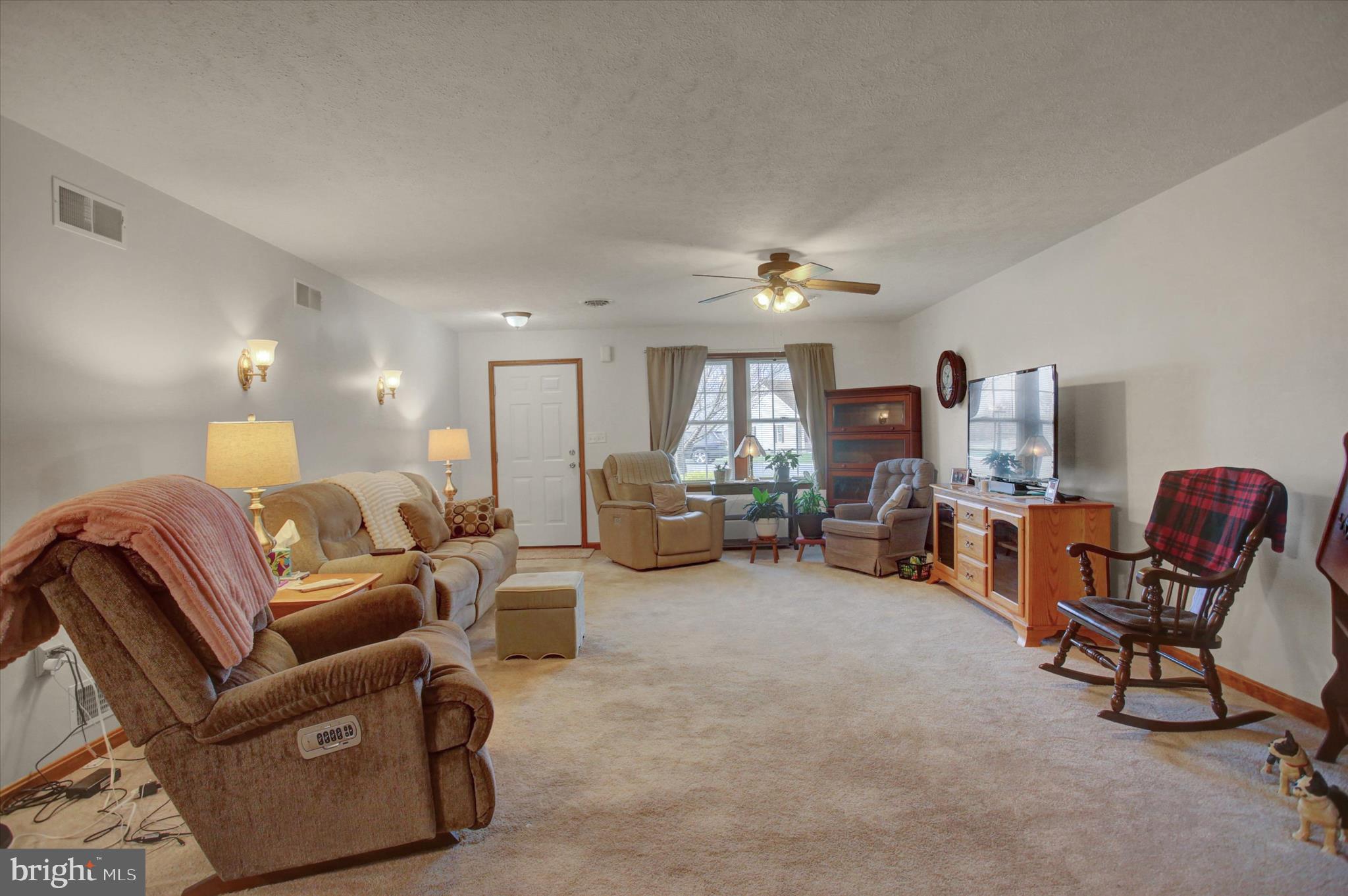 THORNWOOD VILLAGE - Residential