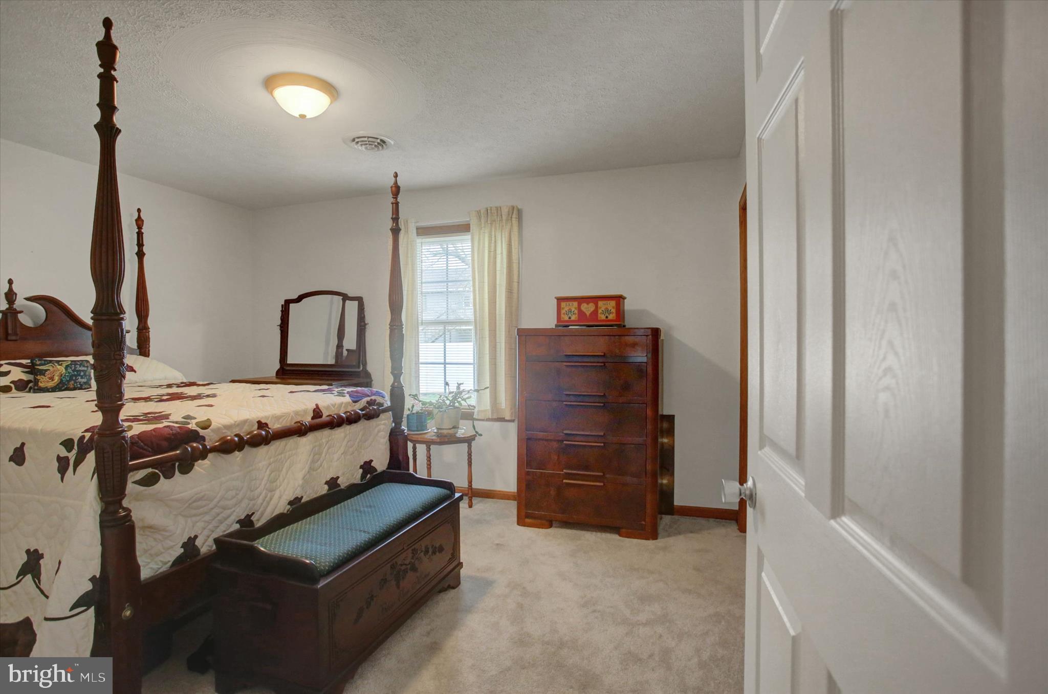 THORNWOOD VILLAGE - Residential