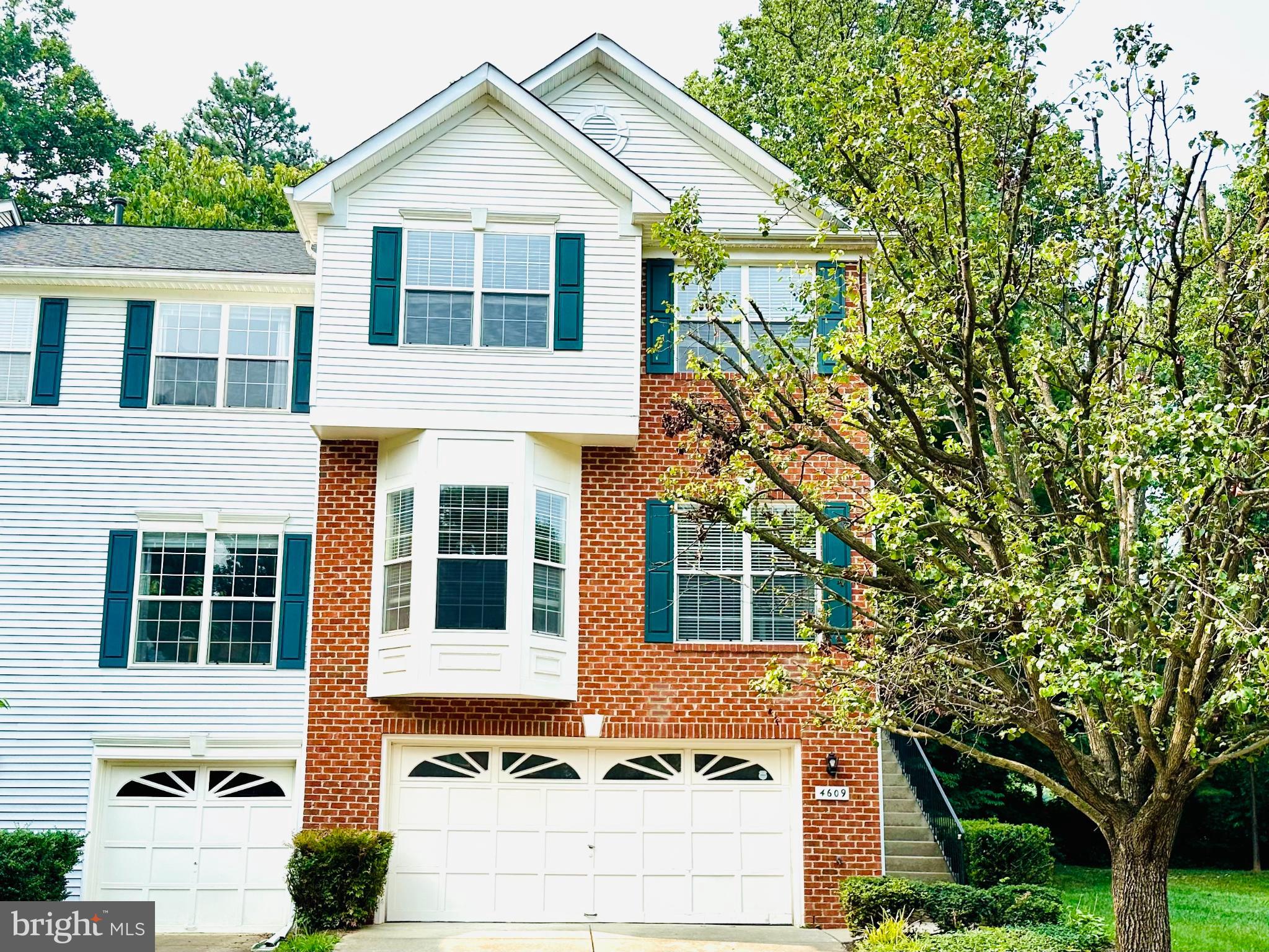 FAIRFAX RIDGE - Residential Lease