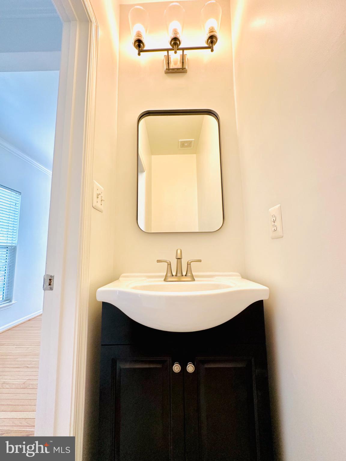 FAIRFAX RIDGE - Residential Lease