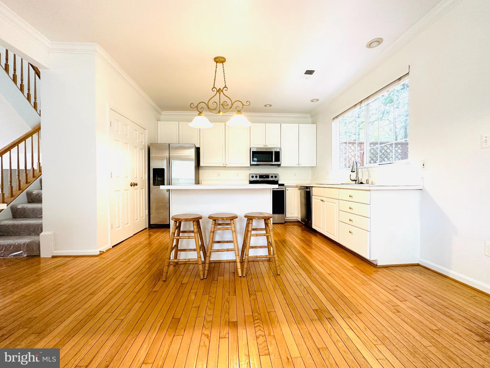 FAIRFAX RIDGE - Residential Lease