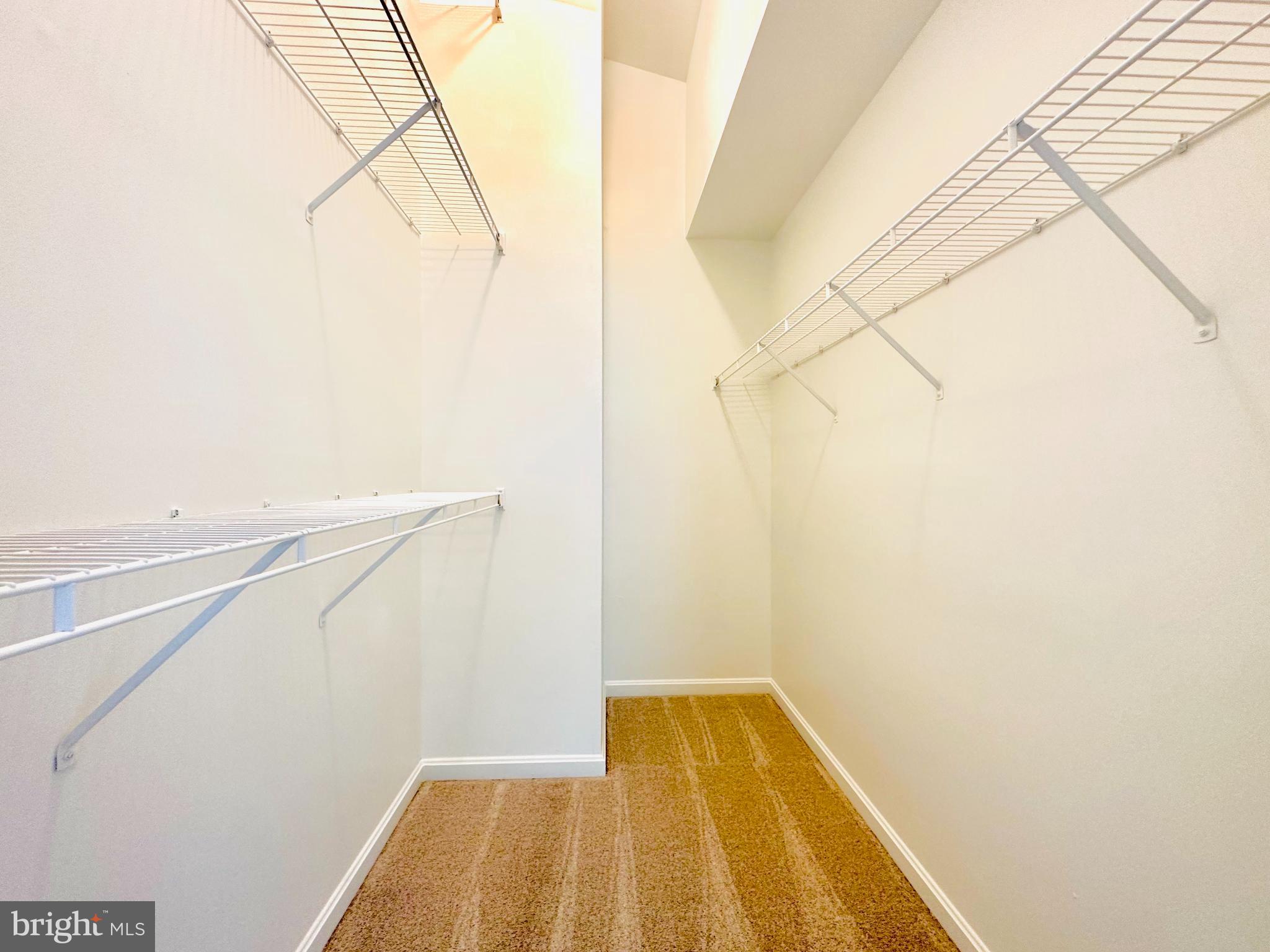 FAIRFAX RIDGE - Residential Lease