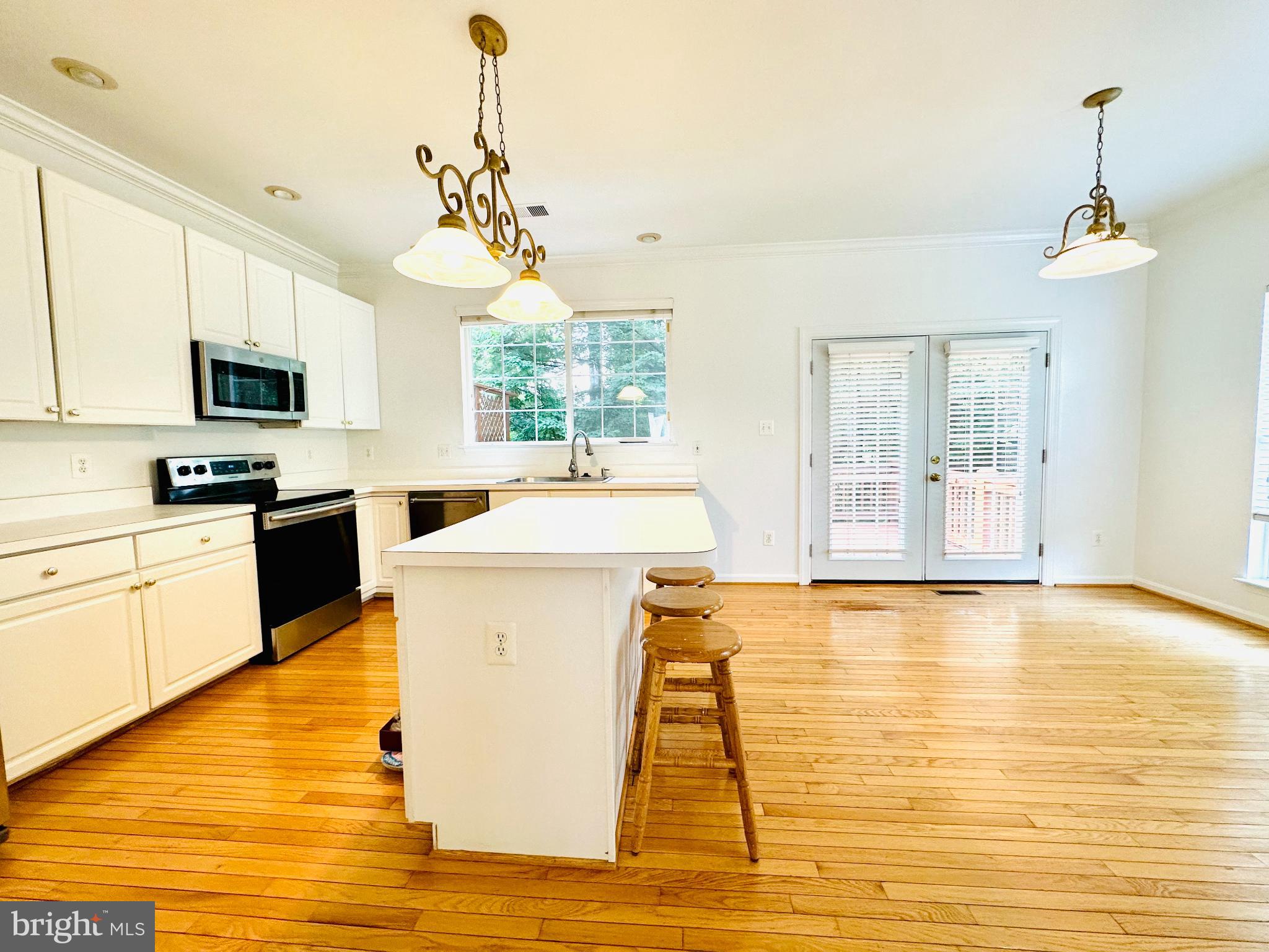 FAIRFAX RIDGE - Residential Lease