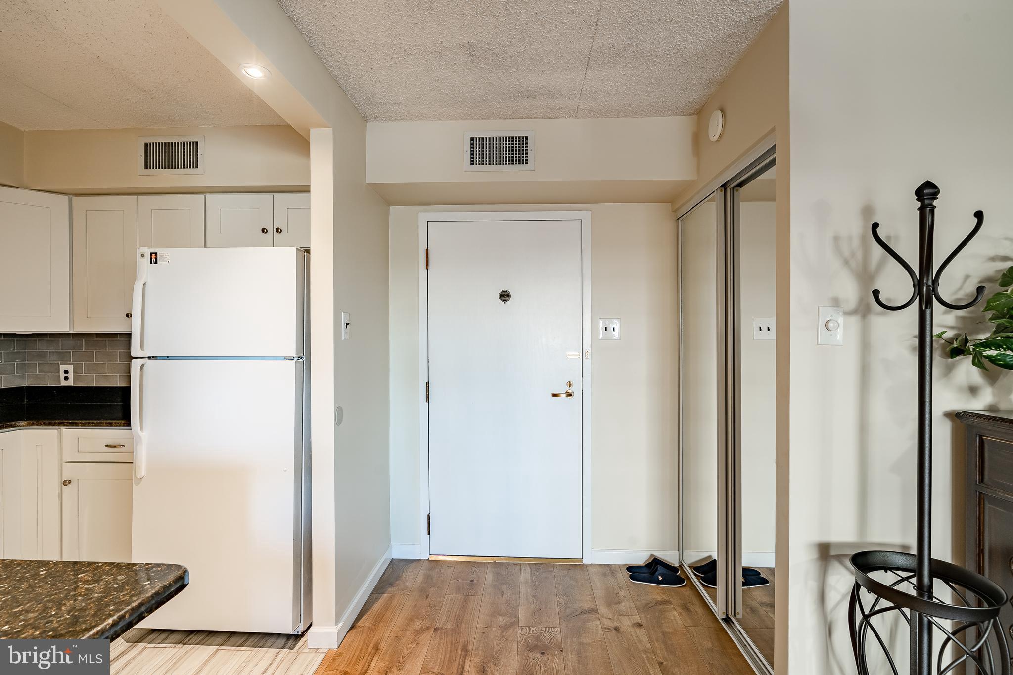 10218 VALLEY FORGE CIRCLE 218