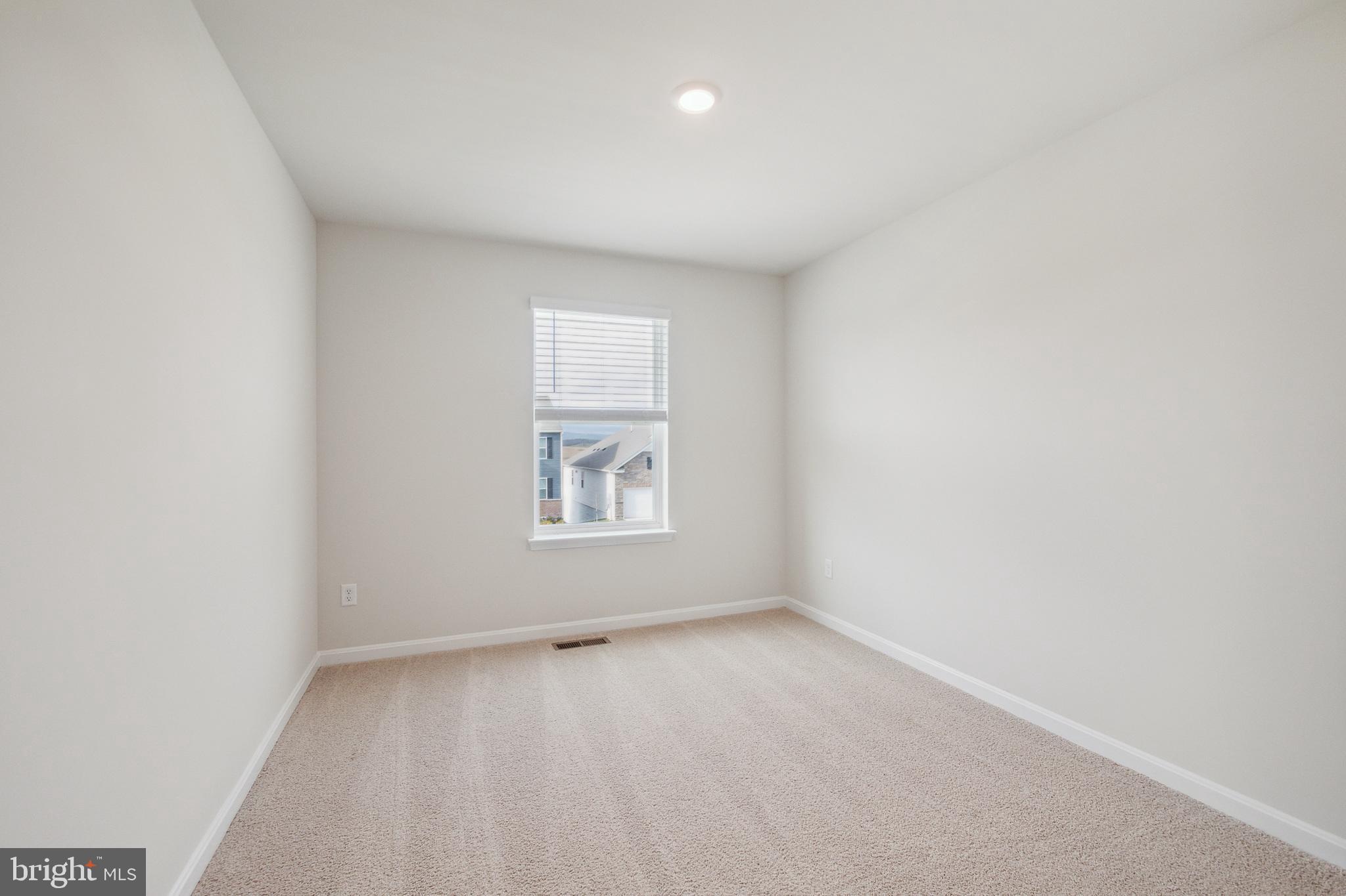 VALLEY VIEW - Residential Lease