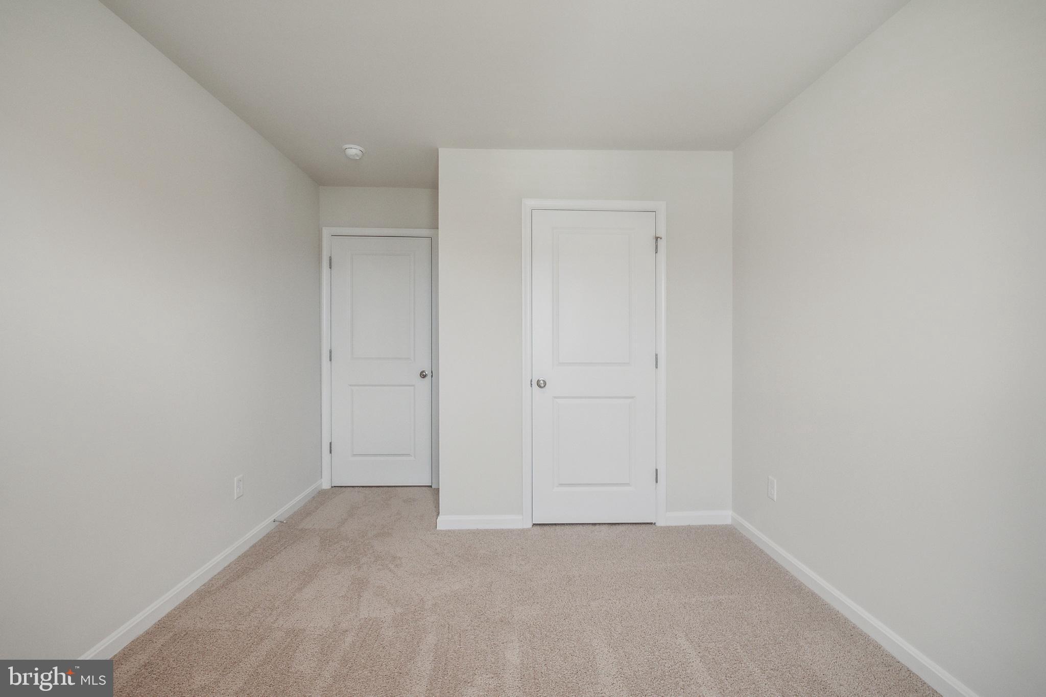 VALLEY VIEW - Residential Lease