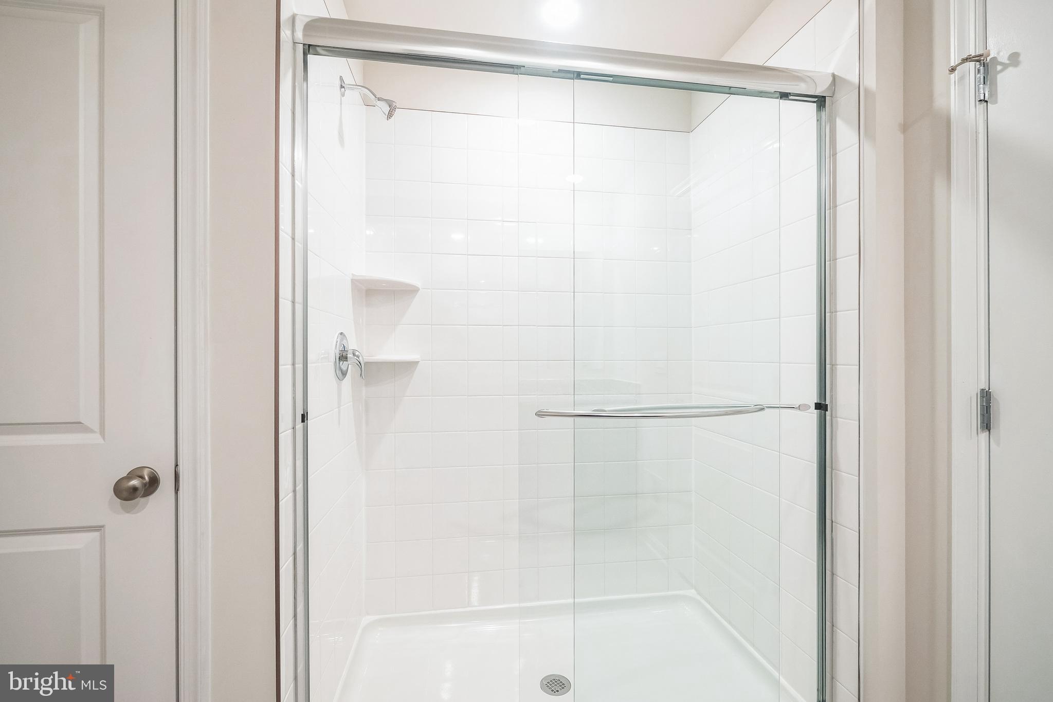 VALLEY VIEW - Residential Lease