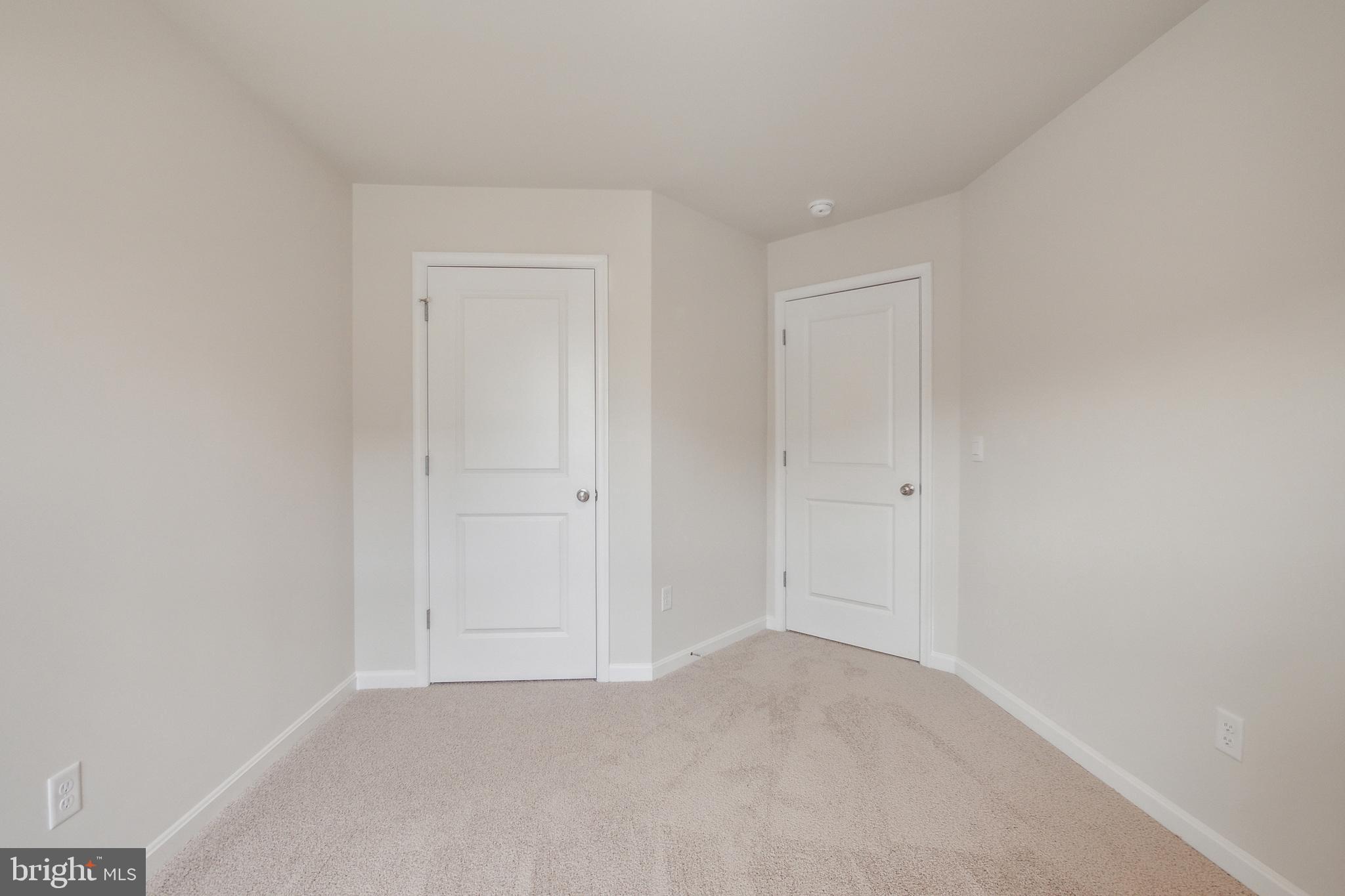 VALLEY VIEW - Residential Lease