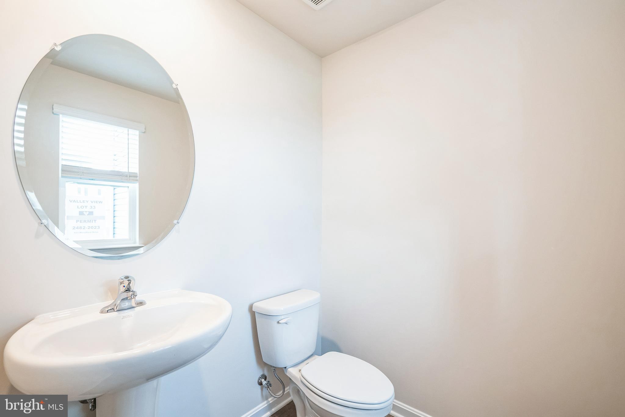 VALLEY VIEW - Residential Lease