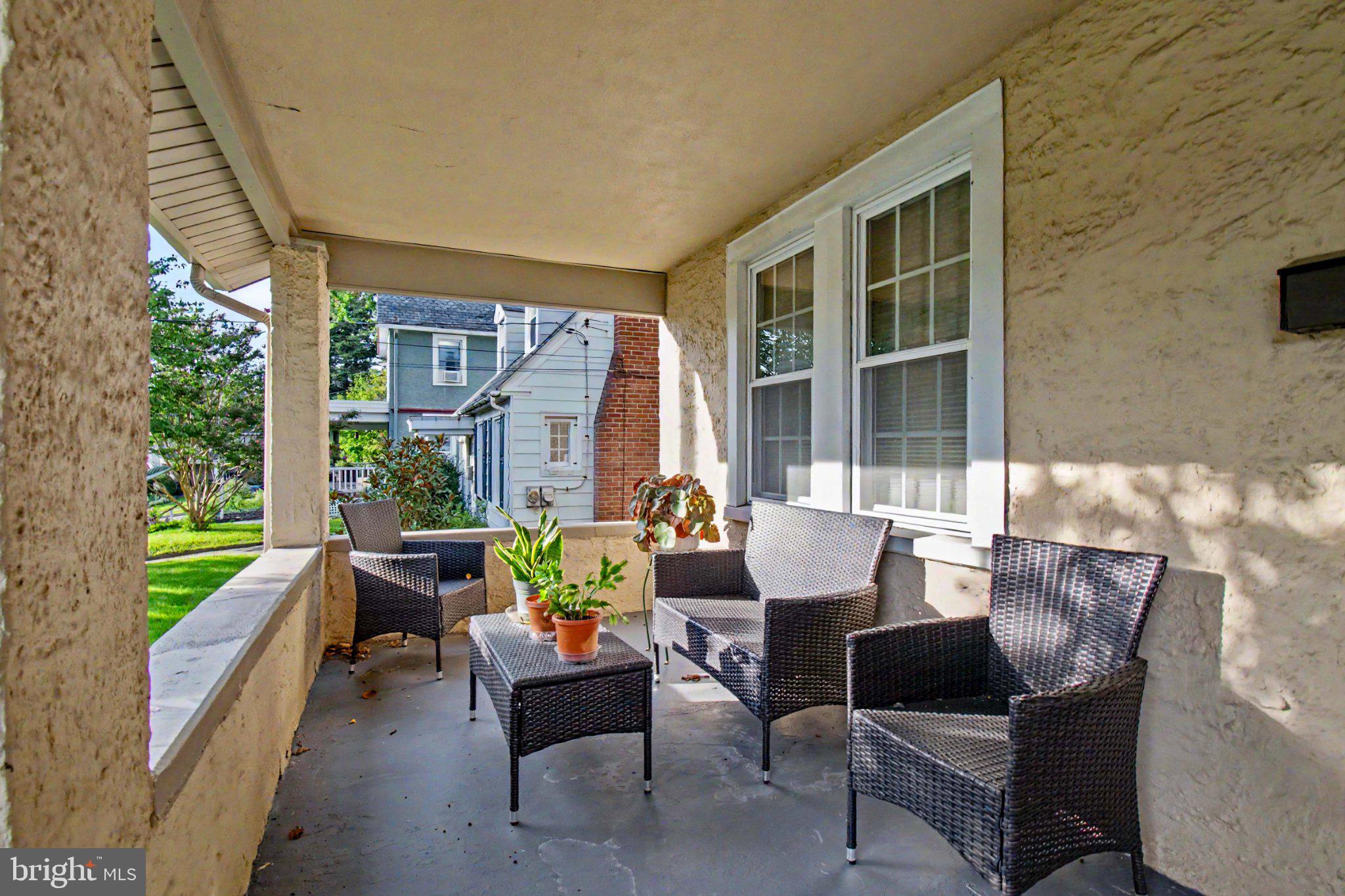 1435 LAWNDALE ROAD
