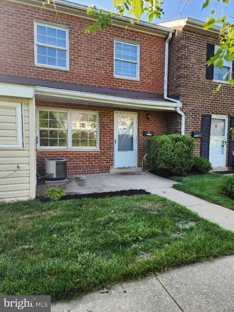 WHISKEY BOTTOM - Residential