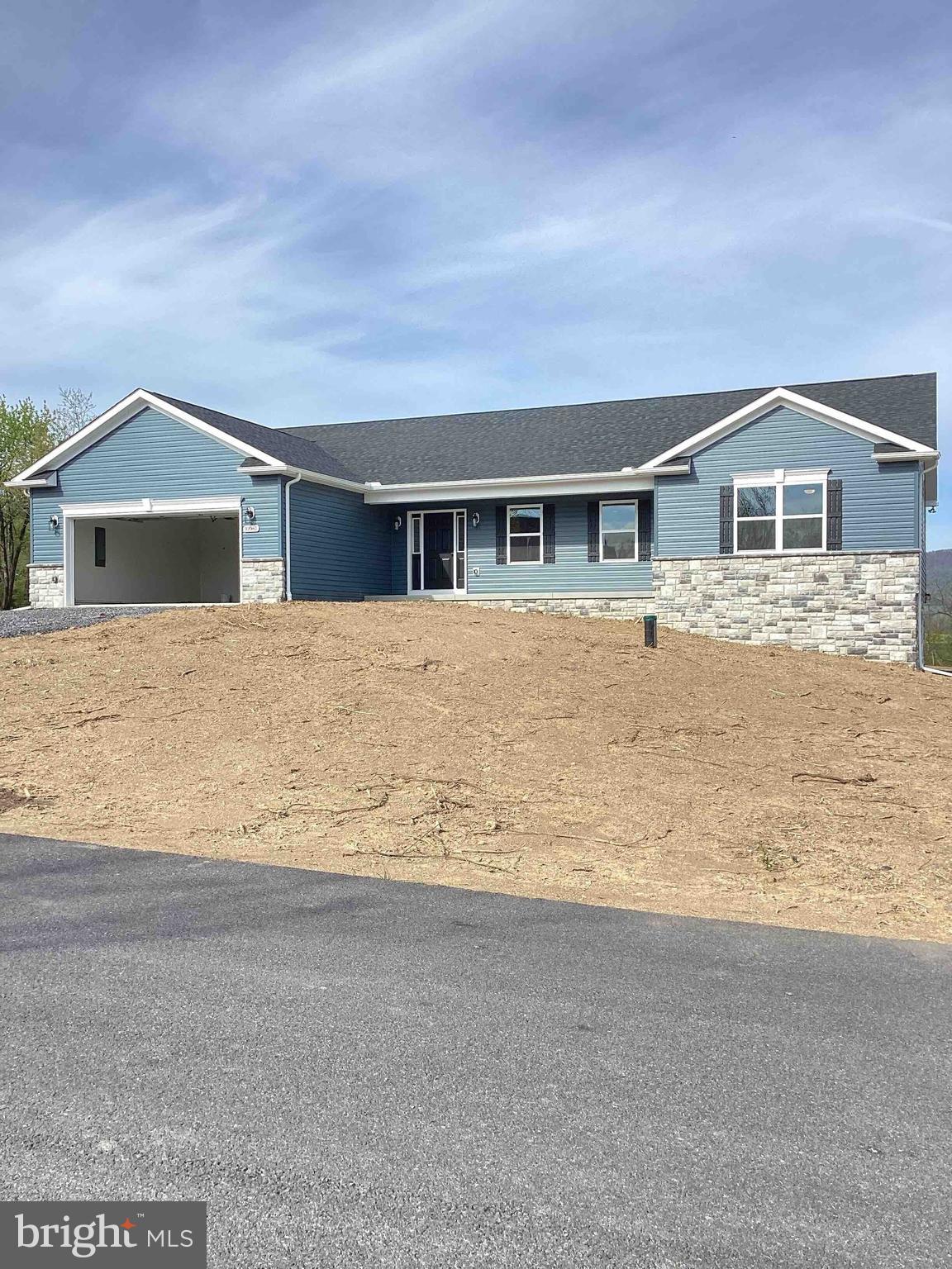 TWIN HILL MEADOWS - Residential