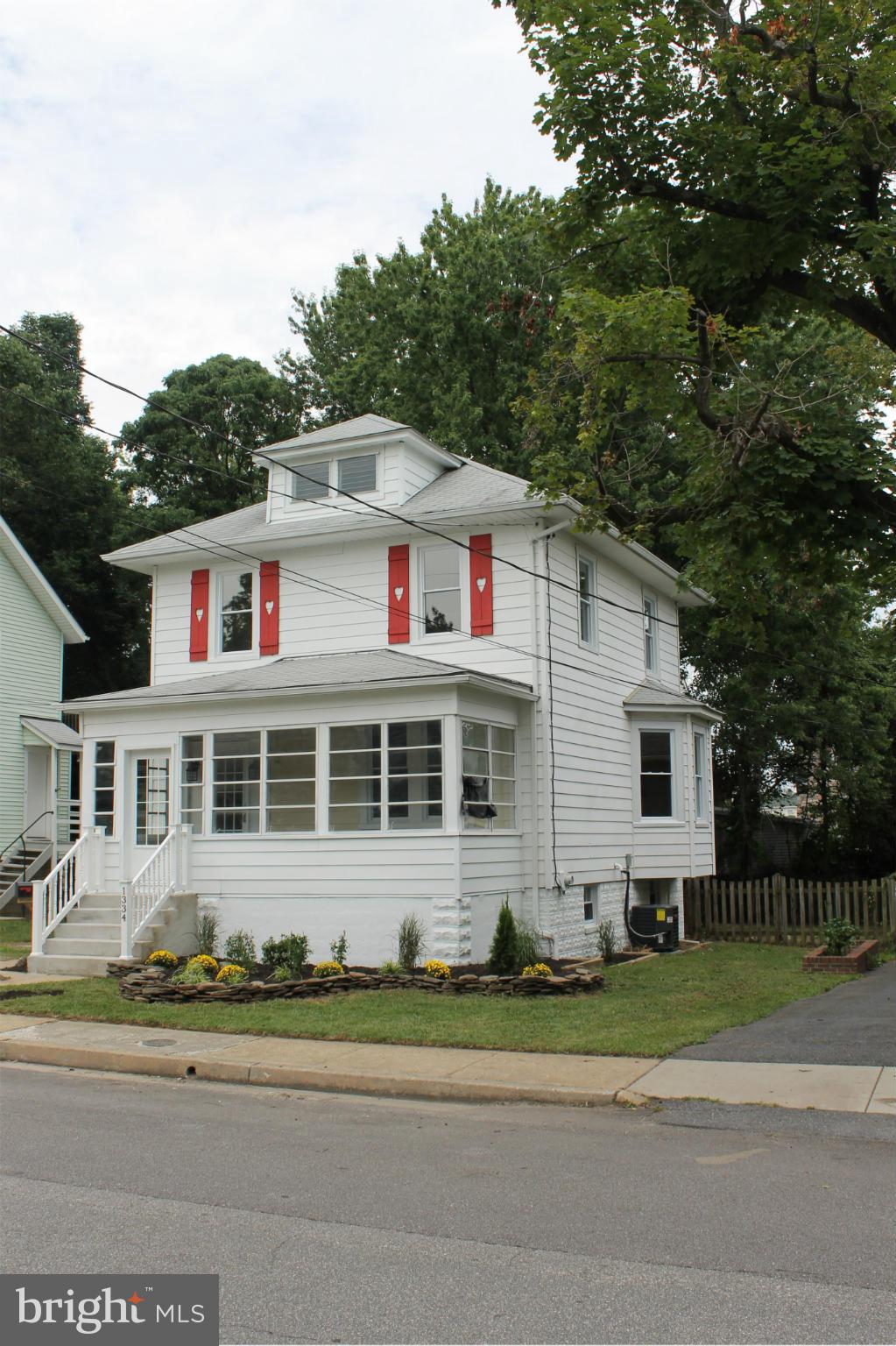 LINDEN HEIGHTS - Residential